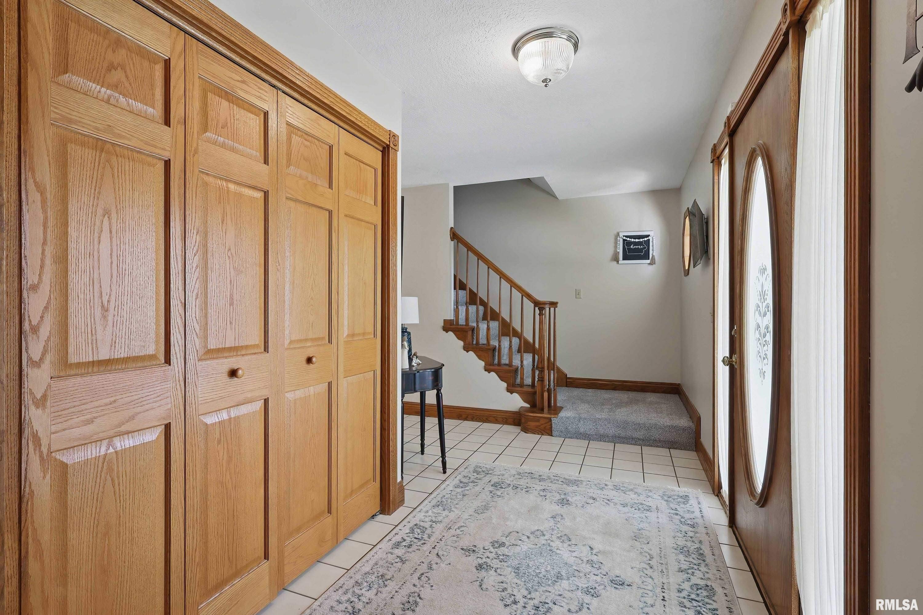 4412 Regency Place, Davenport, Iowa image 6