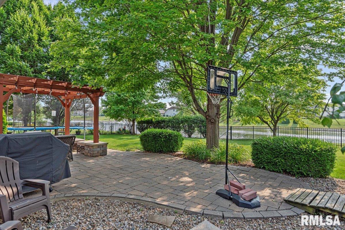 2805 Kipling Drive, Springfield, Illinois image 45
