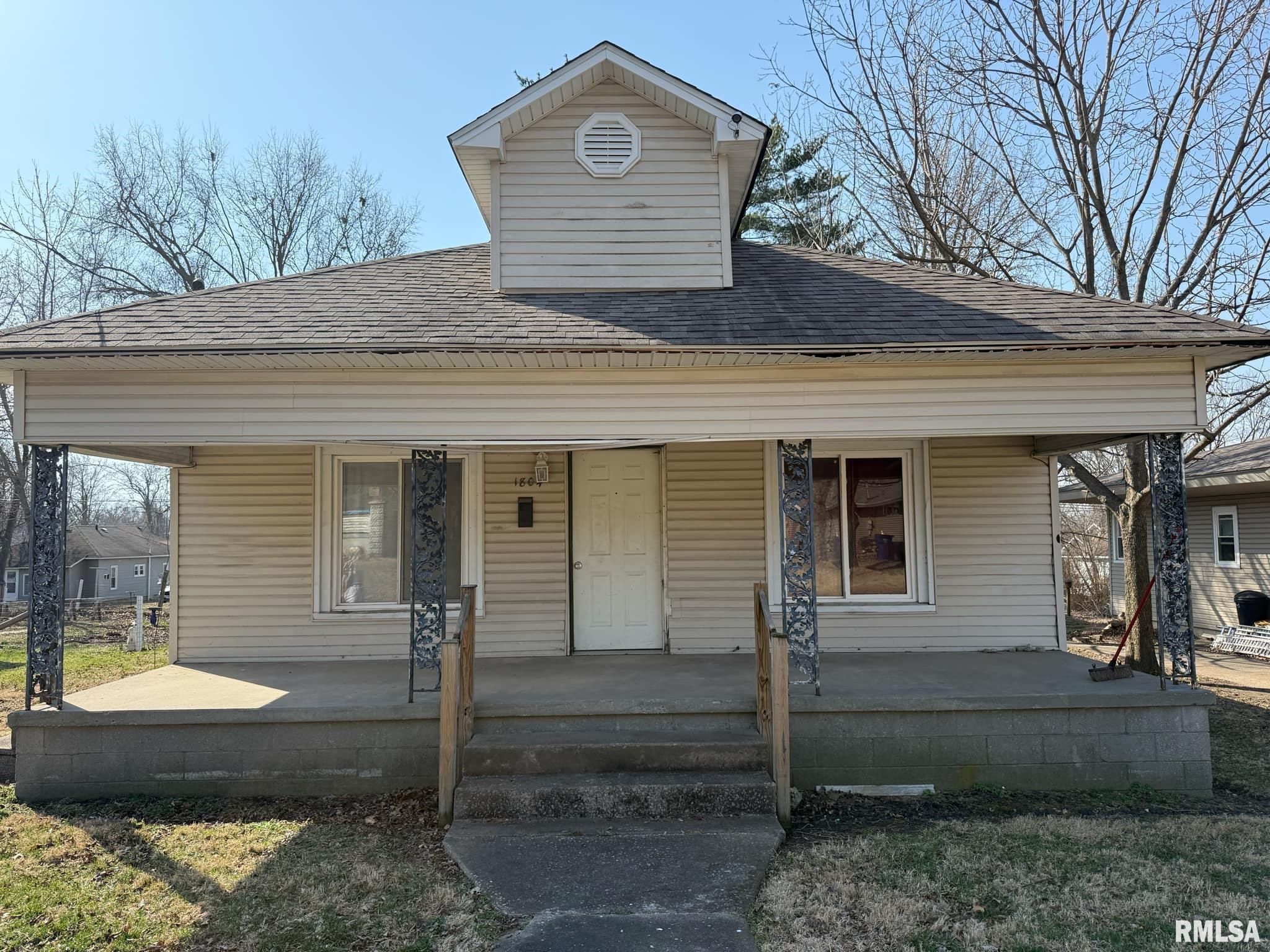 1804 E Oak Street, West Frankfort, Illinois image 1