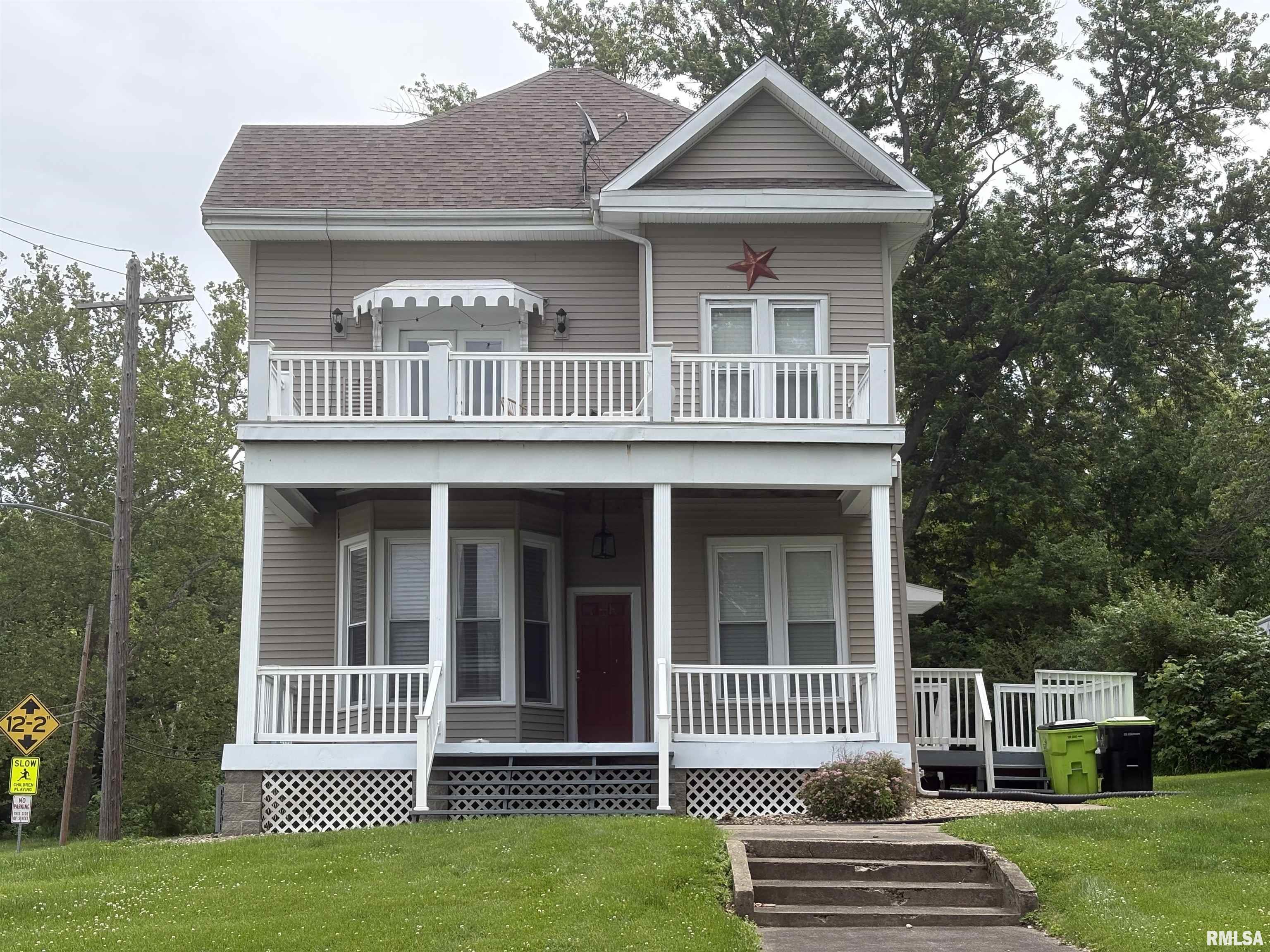 Photo 1 of 62 — 504 Hardin Avenue, Jacksonville, IL 62650