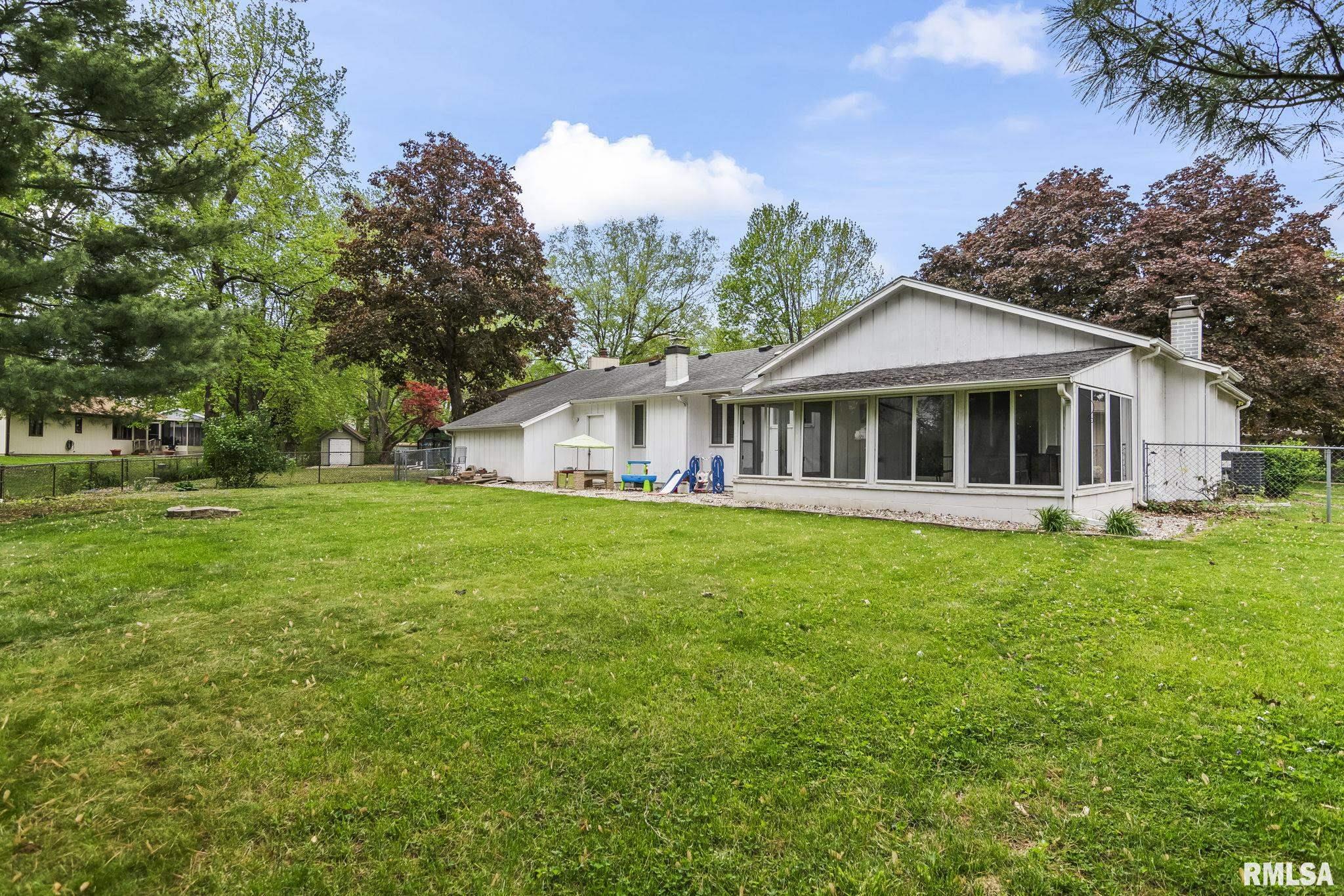 2612 Baronne Drive, Springfield, Illinois image 32