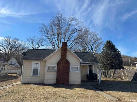 Homes For Sale - 7105 S Depot Street<br/> Bartonville, IL 61607