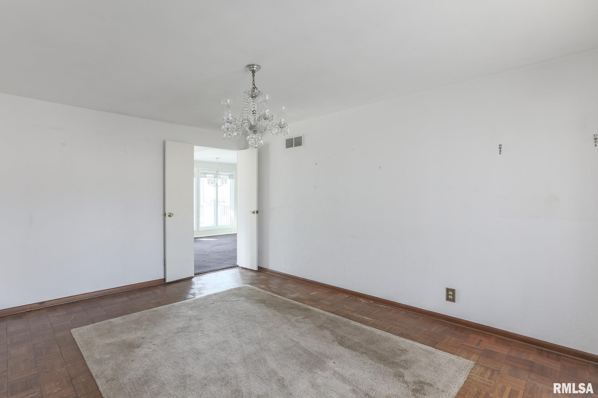 4524 W Hetherwood Drive, Peoria, Illinois image 15