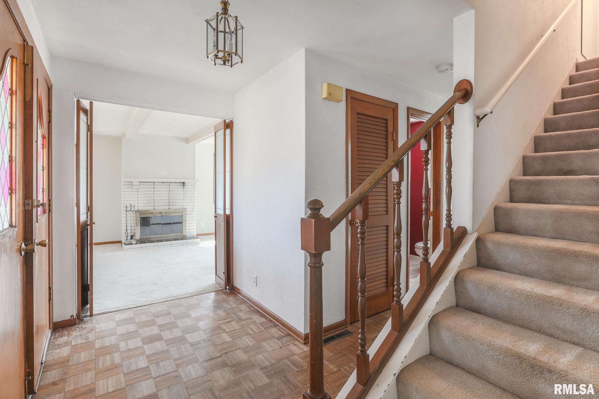 4524 W Hetherwood Drive, Peoria, Illinois image 4