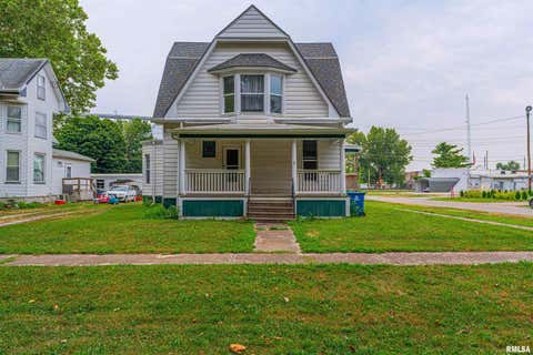 Homes For Sale - 200 NE 2nd Street<br/> Atlanta, IL 61723
