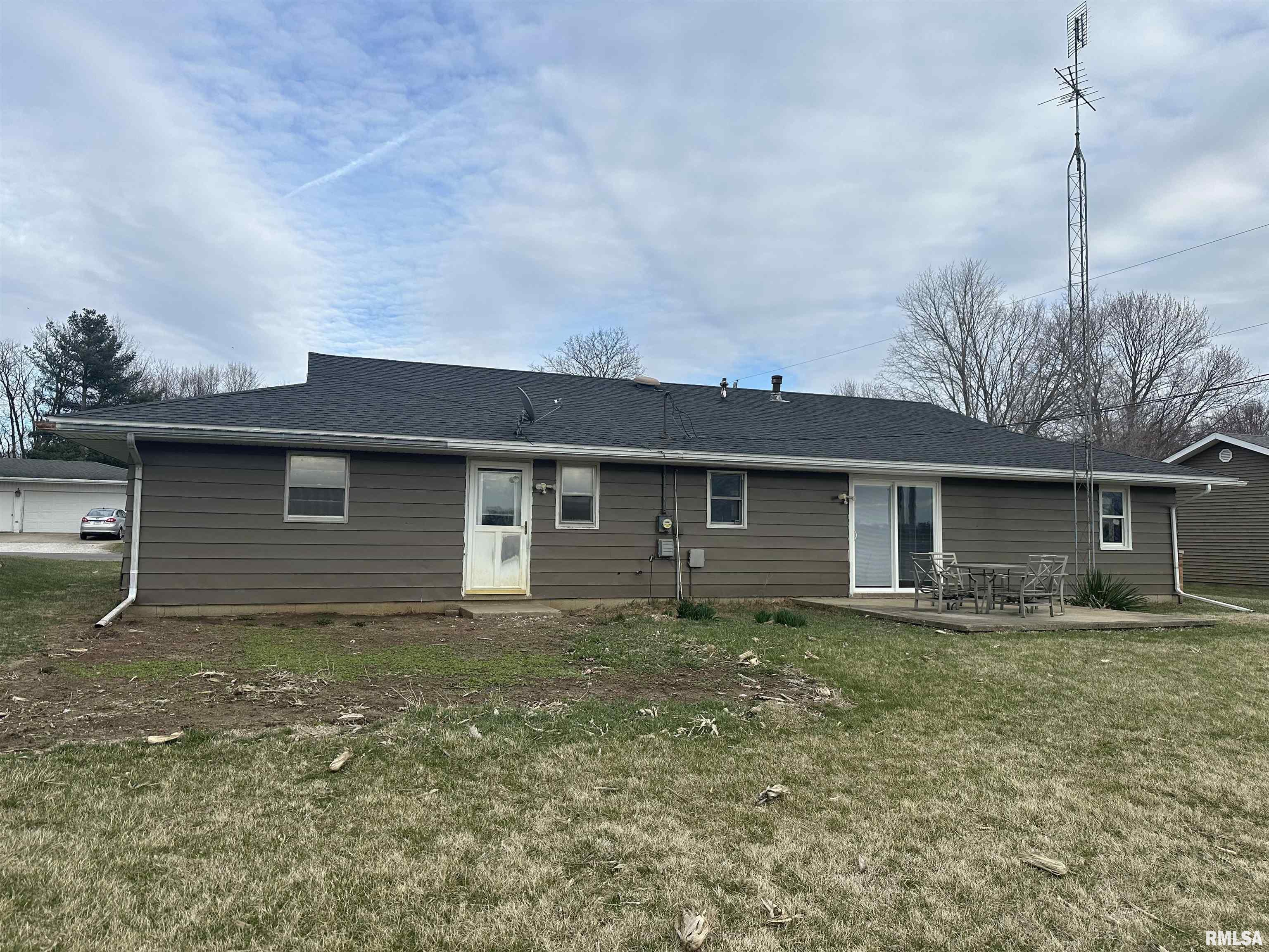 200 N 3rd Street, Wyoming, Illinois image 14