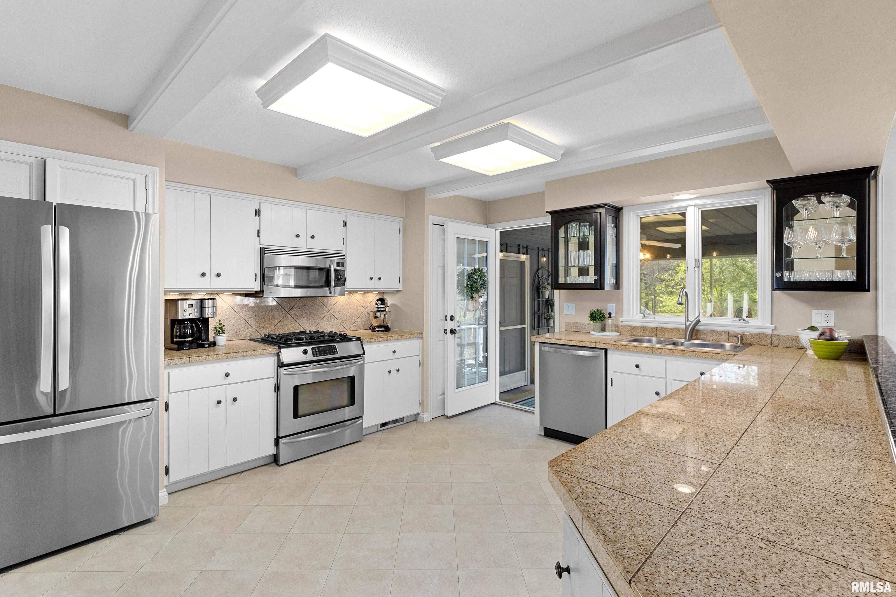 2607 N Kingston Drive, Peoria, Illinois image 24