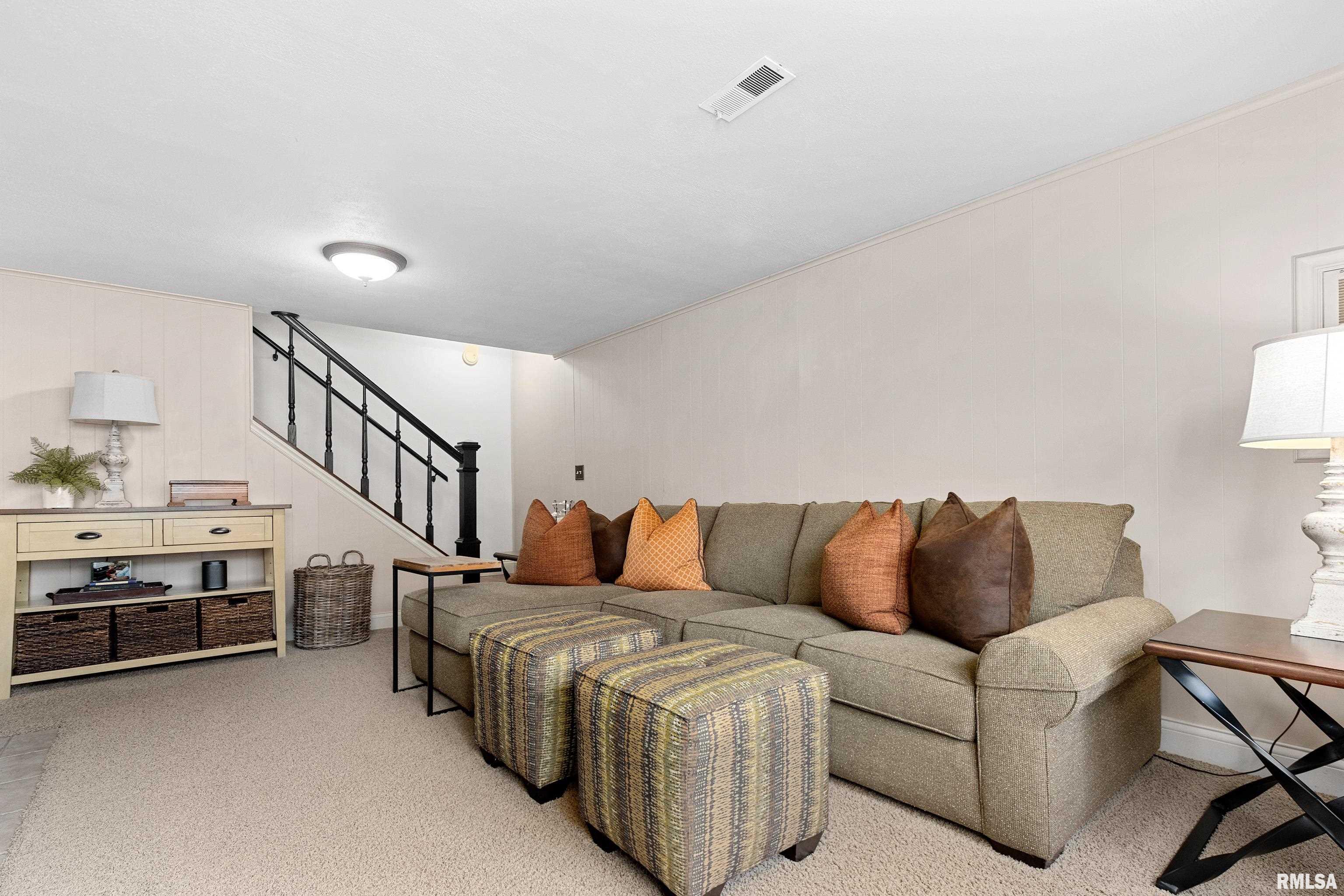 2607 N Kingston Drive, Peoria, Illinois image 15