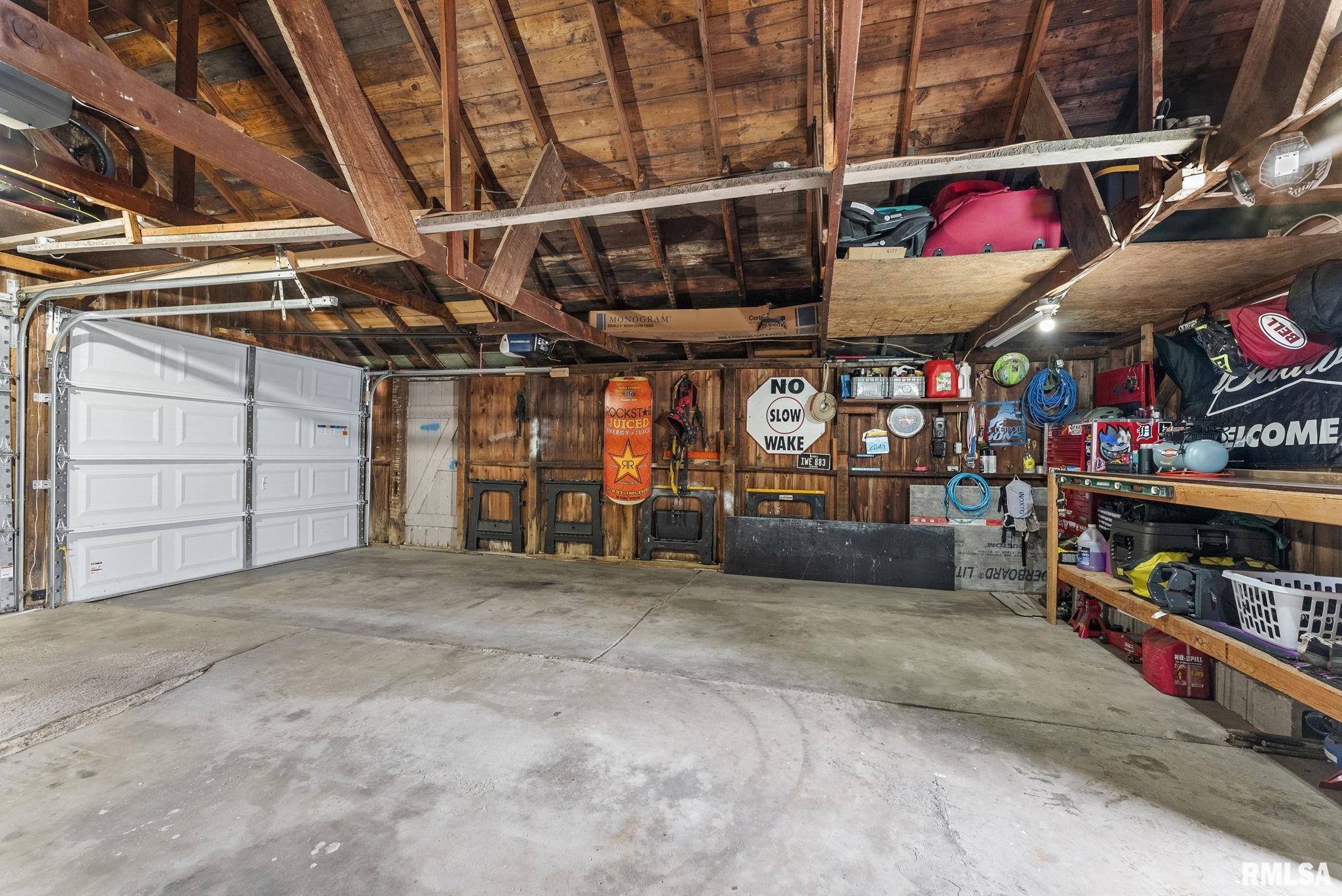 610 12th Street, De Witt, Iowa image 22