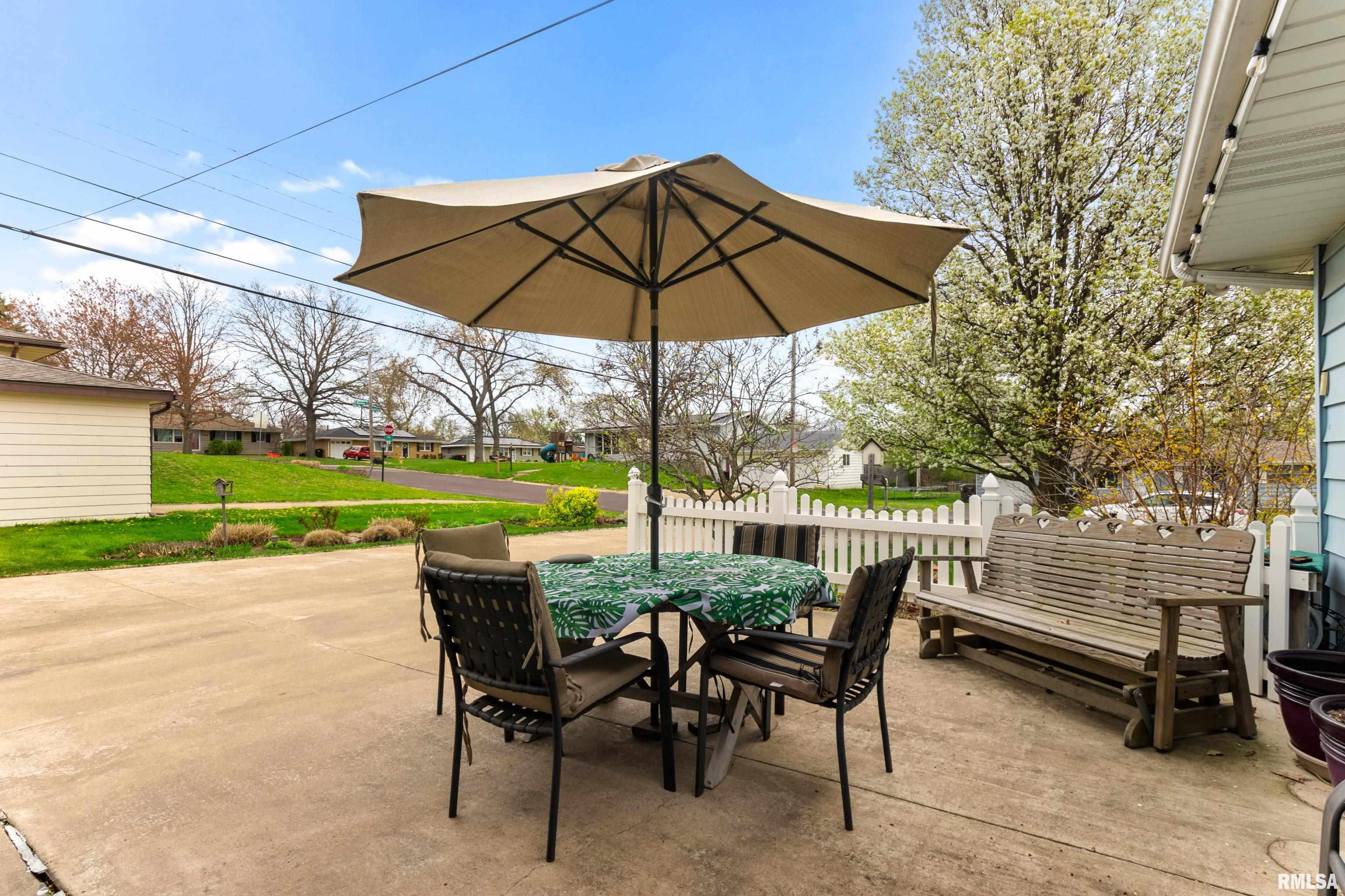 2005 W Cimarron Drive, Peoria, Illinois image 5