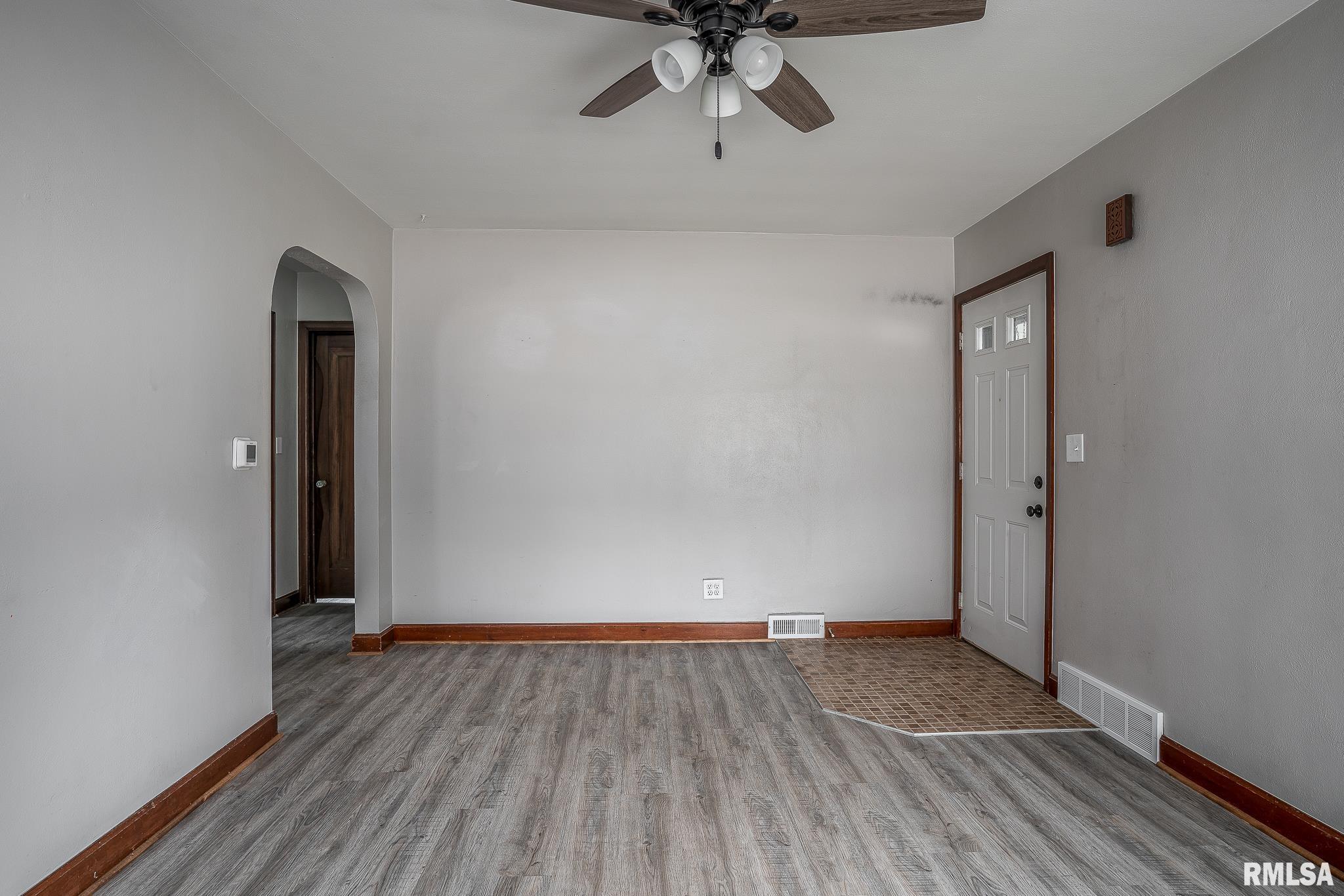 2238 W Lombard Street, Davenport, Iowa image 8