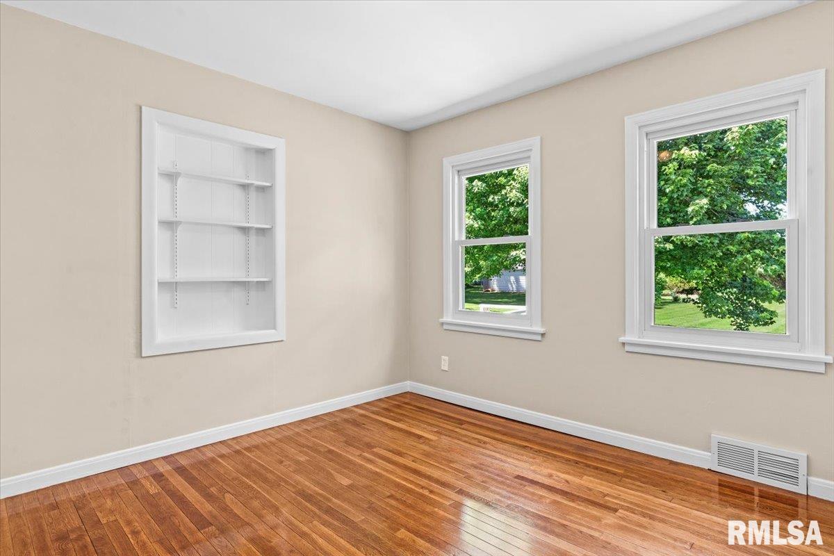 4157 N Walnut Street Road, Springfield, Illinois image 11