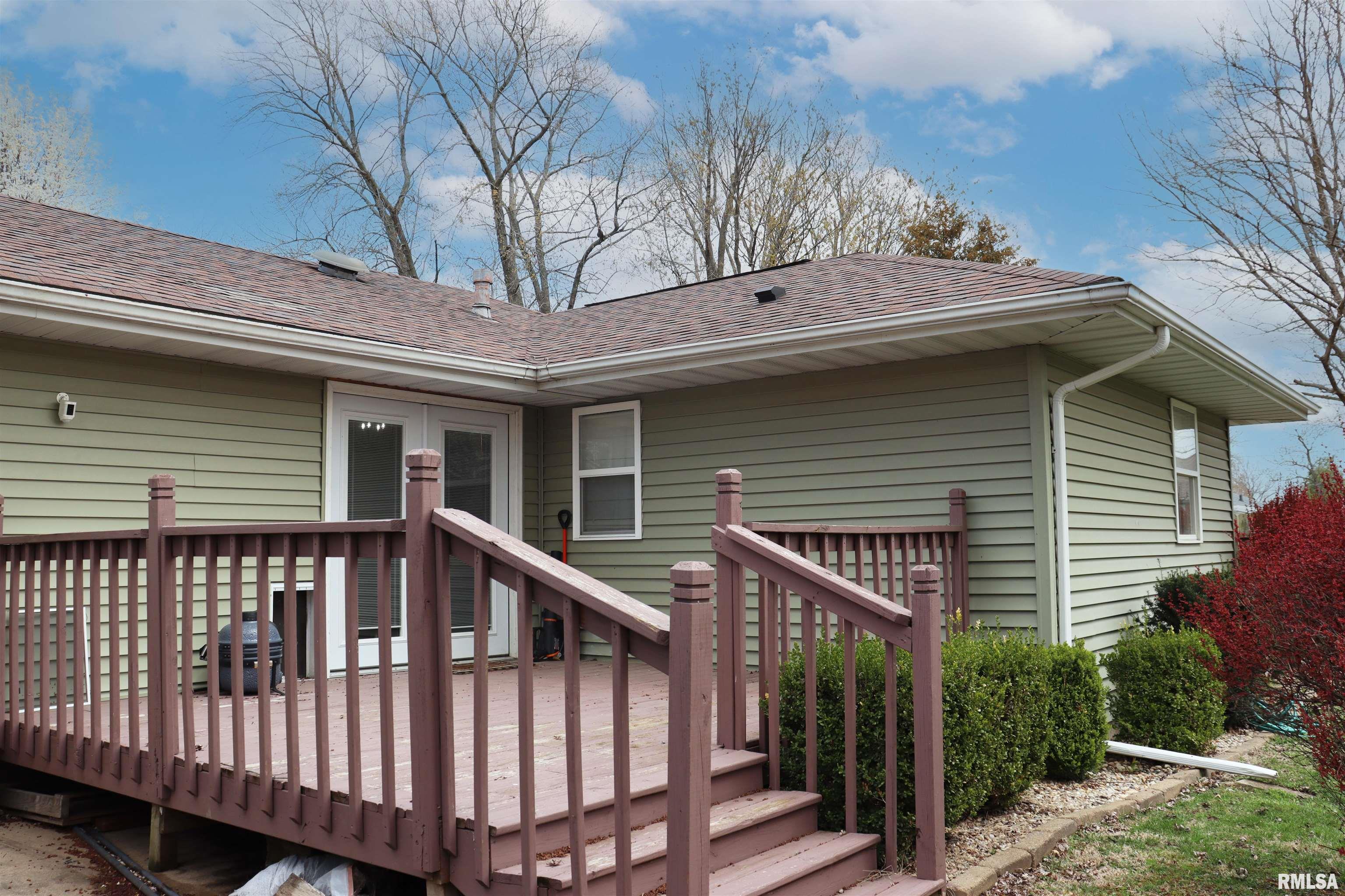 558 E Prospect Street, Farmington, Illinois image 37