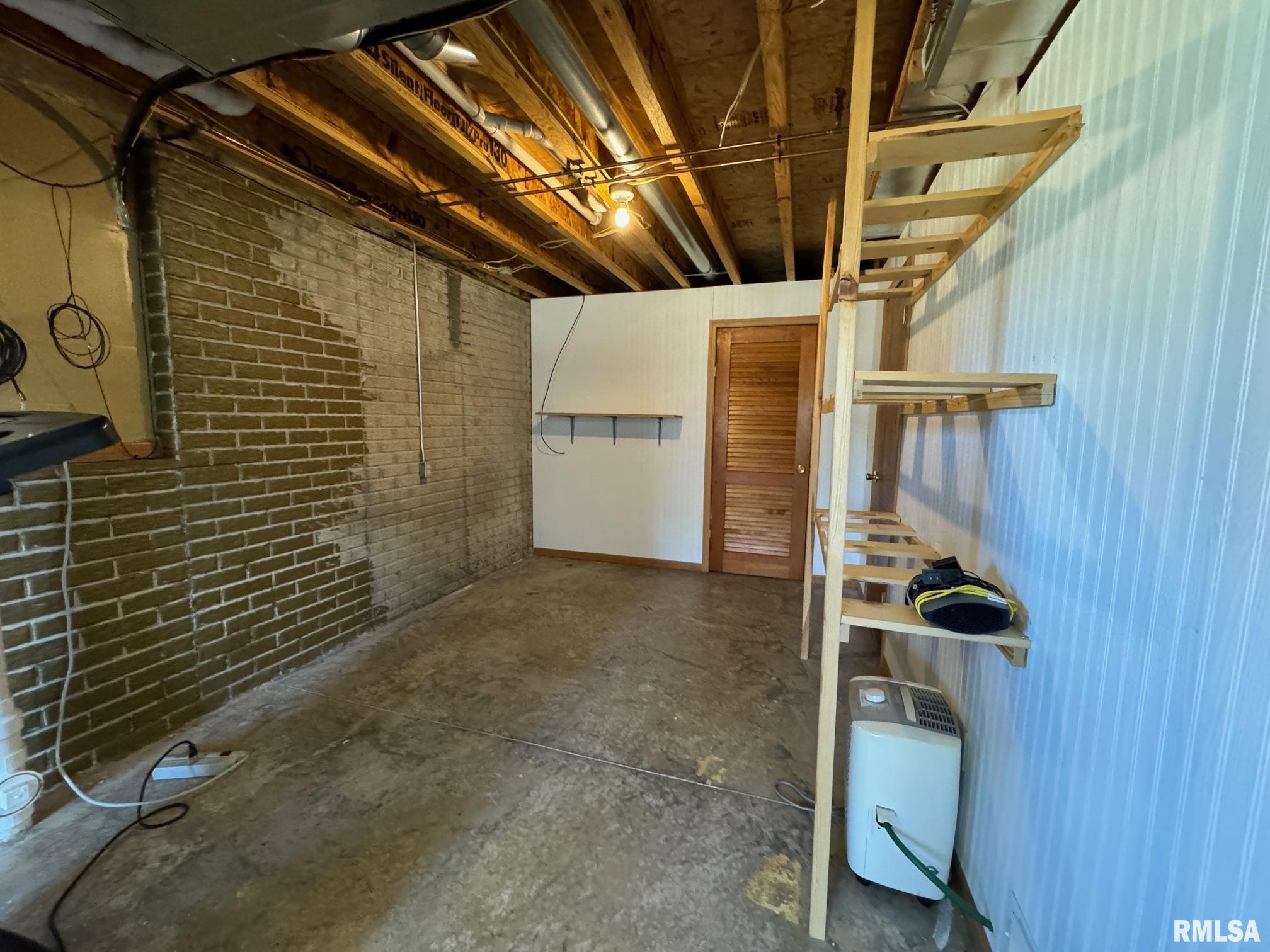 5526 230th Street North, Port Byron, Illinois image 29