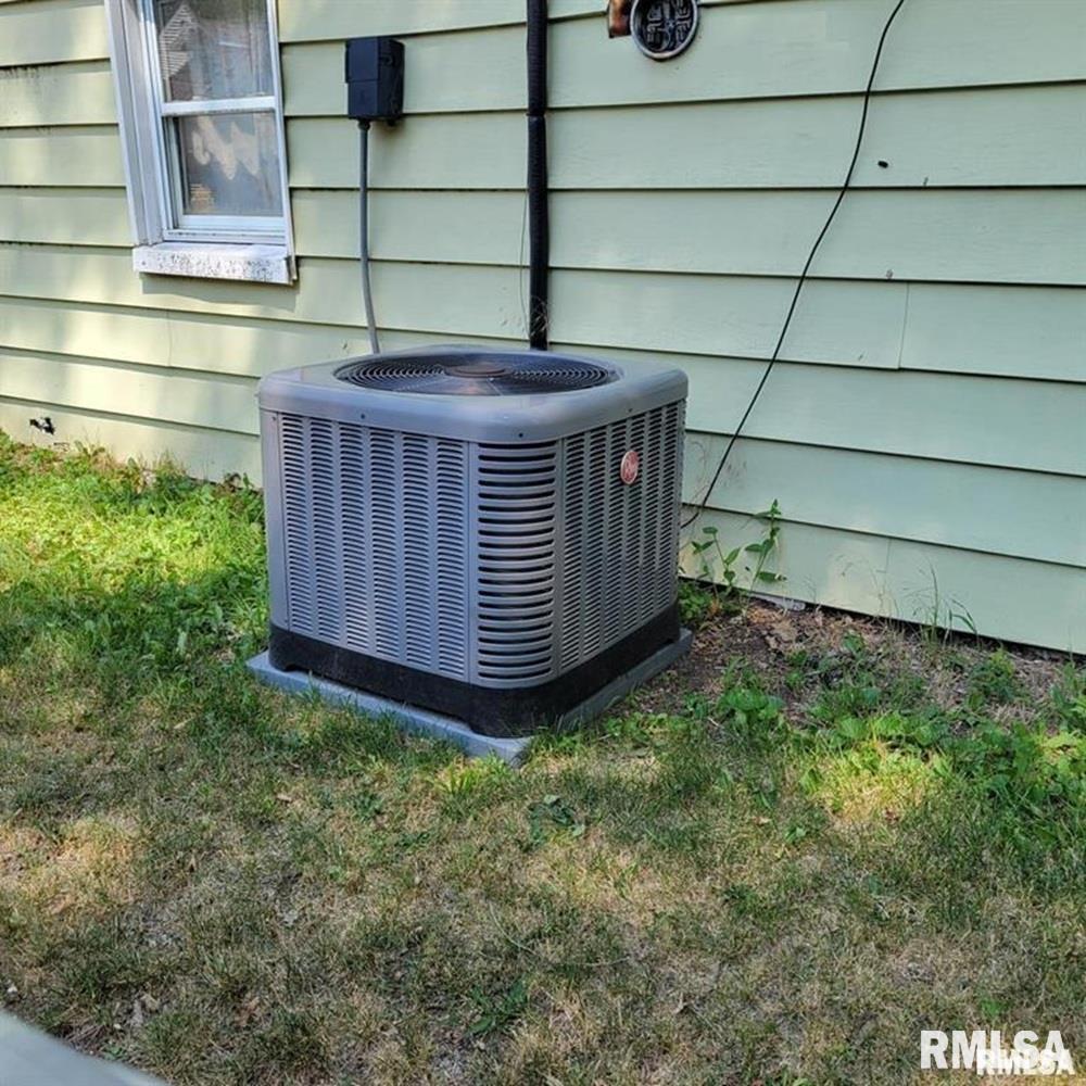 1423 S 6th Street, Pekin, Illinois image 19