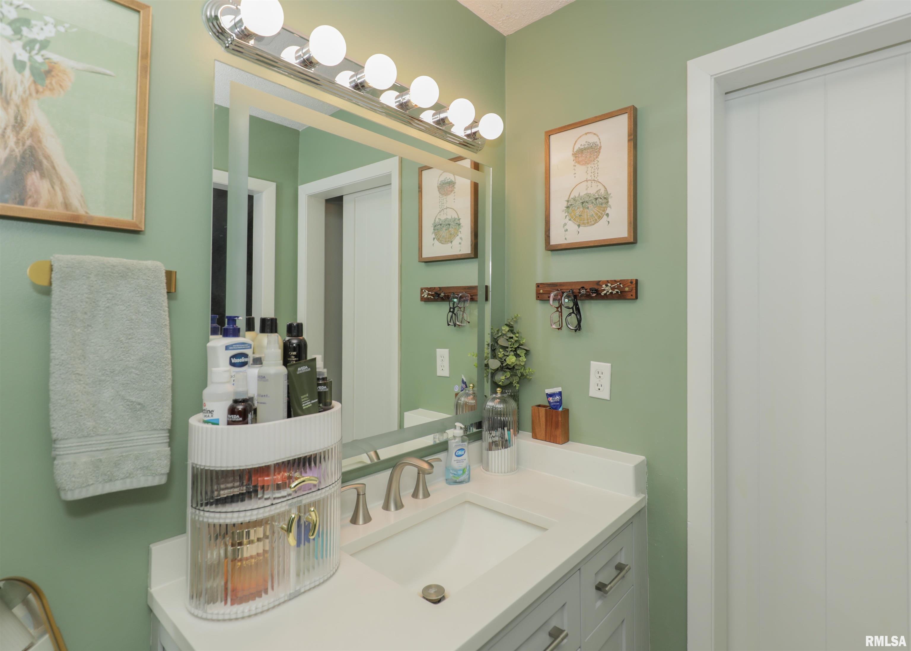 4150 E 60th Street #602, Davenport, Iowa image 16
