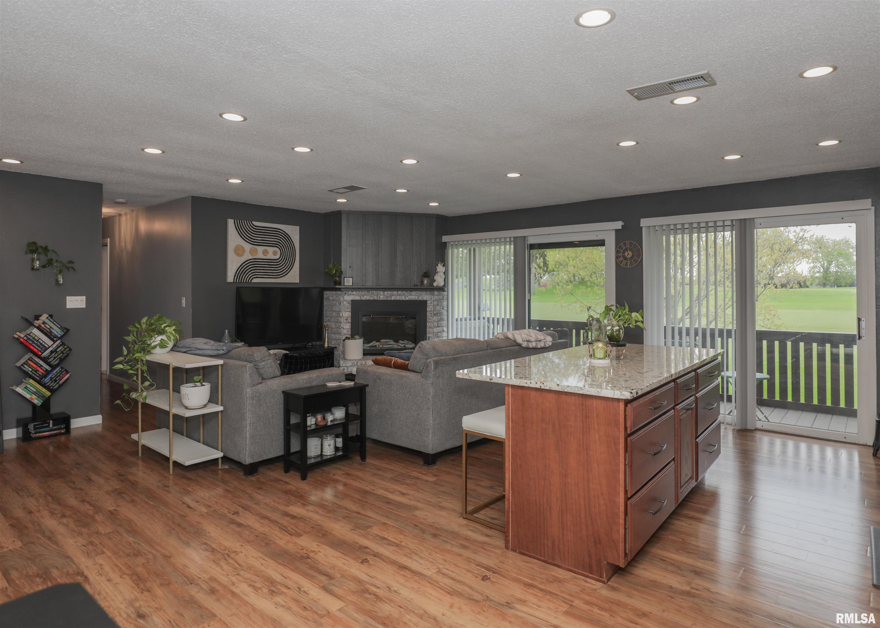 4150 E 60th Street #602, Davenport, Iowa image 4