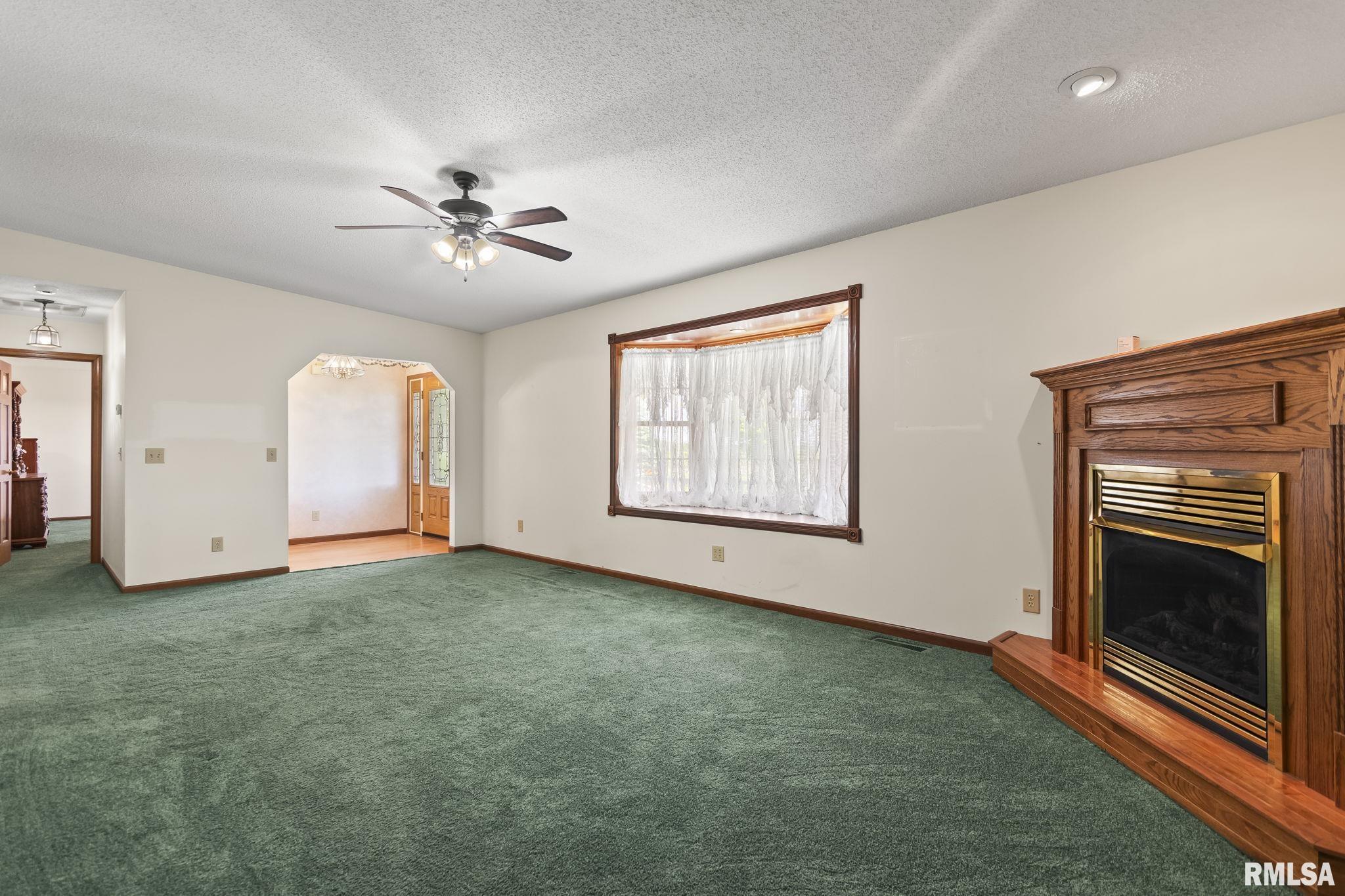 2087 N 700 East Road, Edinburg, Illinois image 10