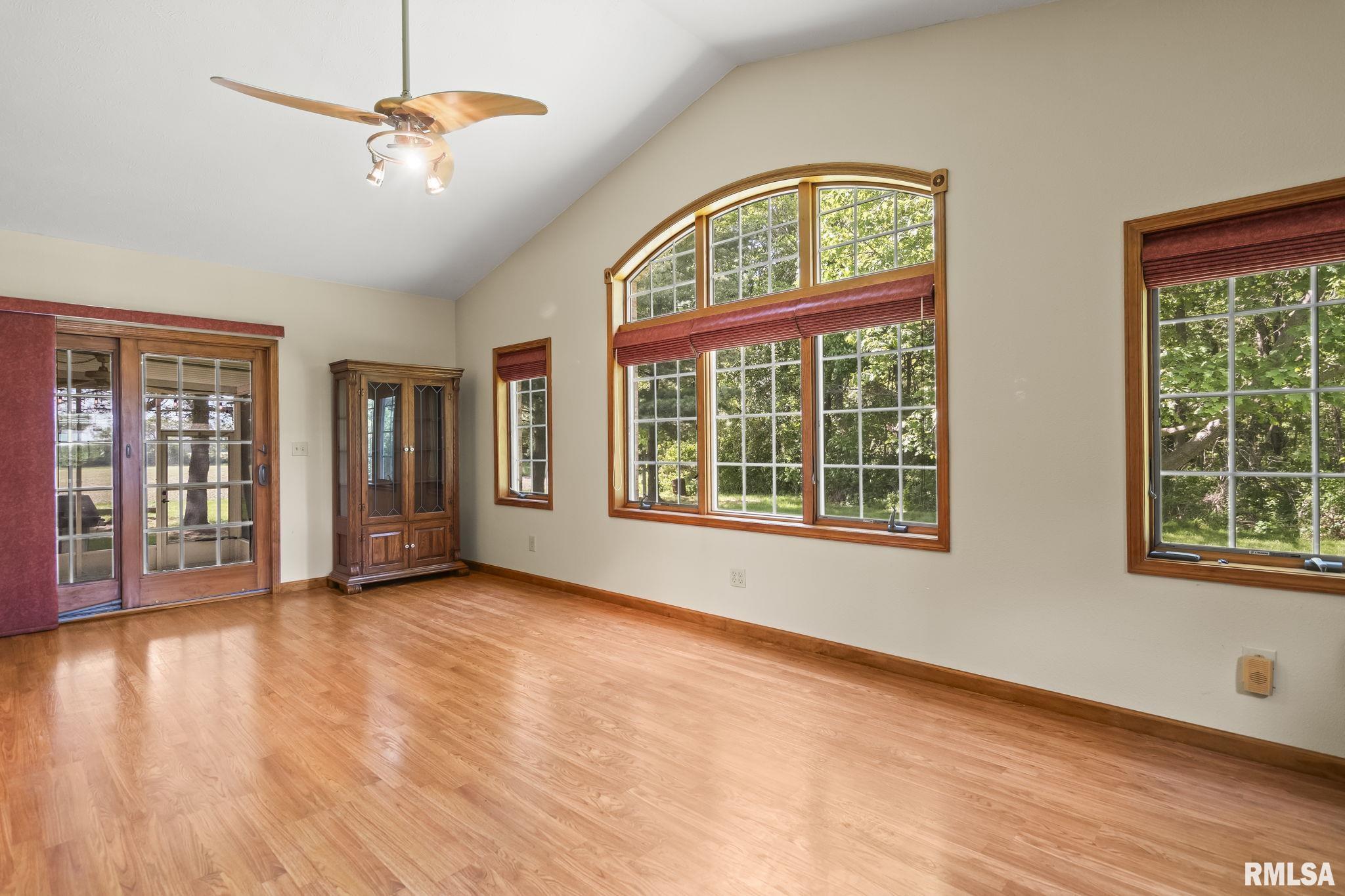 2087 N 700 East Road, Edinburg, Illinois image 21