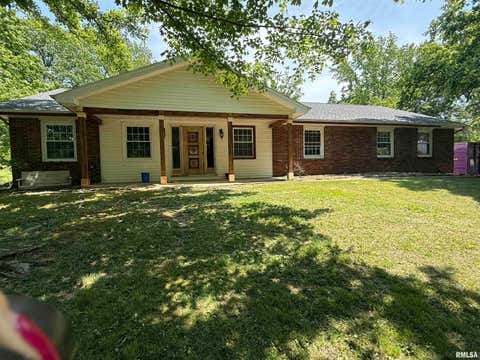 Homes For Sale - 621 N Broadway<br/> Goreville, IL 62939