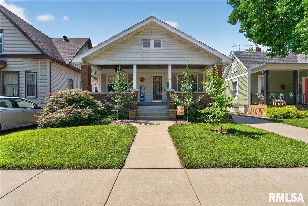 Photo 1 of 34 — 1224 W EDWARDS Street, Springfield, IL 62704