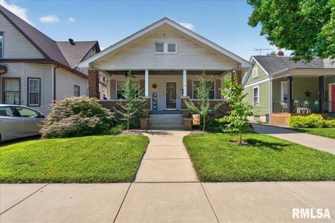 Homes For Sale - 1224 W Edwards Street<br/> Sangamon County, Springfield, IL 62704