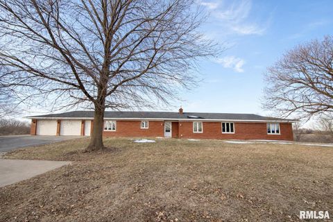 Homes For Sale - 31635 Lynn Road<br/> Cass County, Oakford, IL 62673