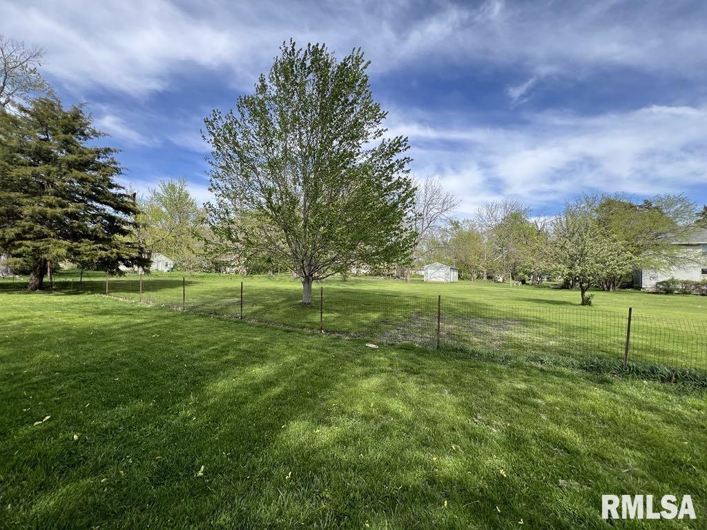 1520 E Wheeler Street, Macomb, Illinois image 5