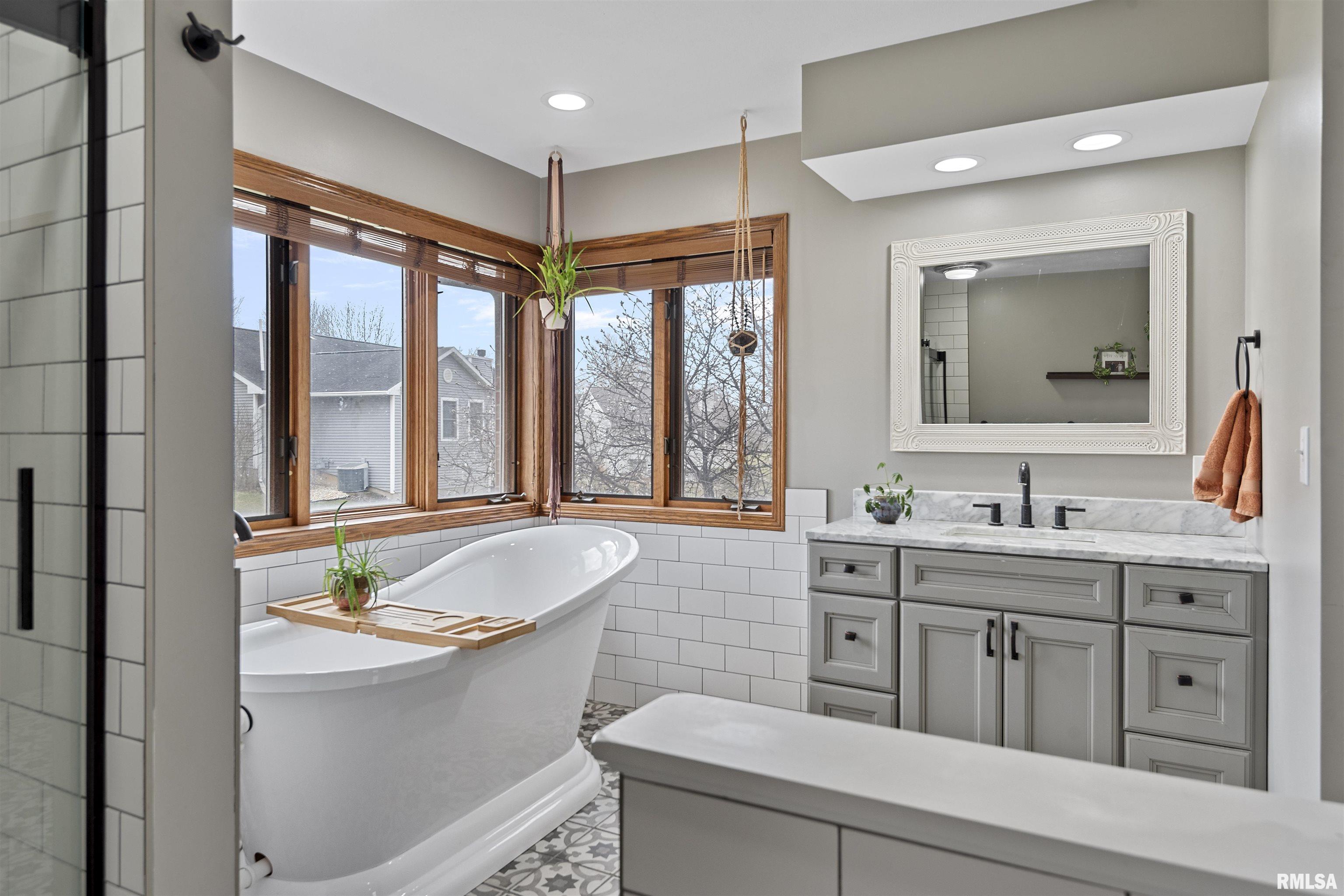 17269 Woodland Lakes Drive, Petersburg, Illinois image 32