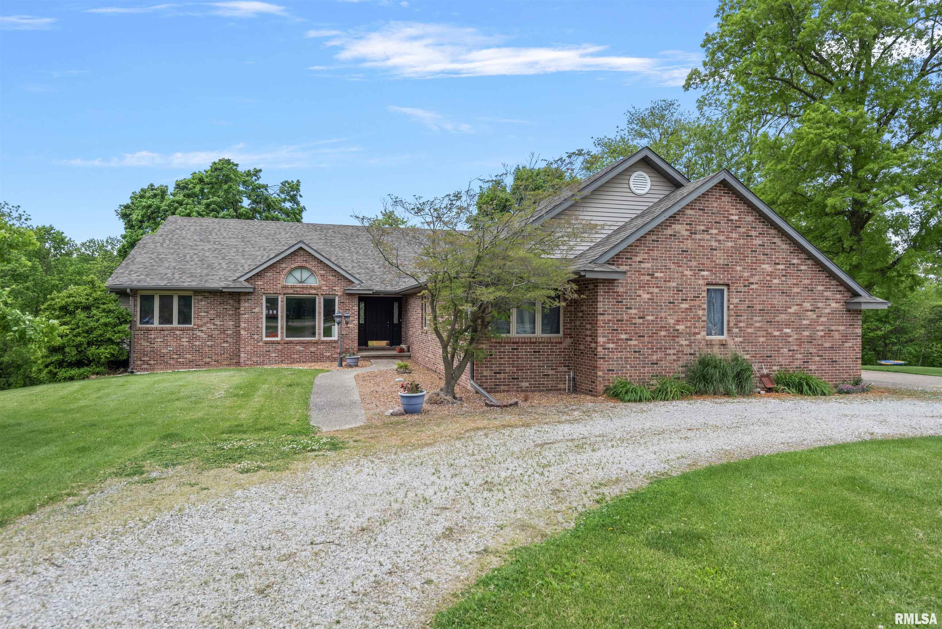 17269 Woodland Lakes Drive, Petersburg, Illinois image 1