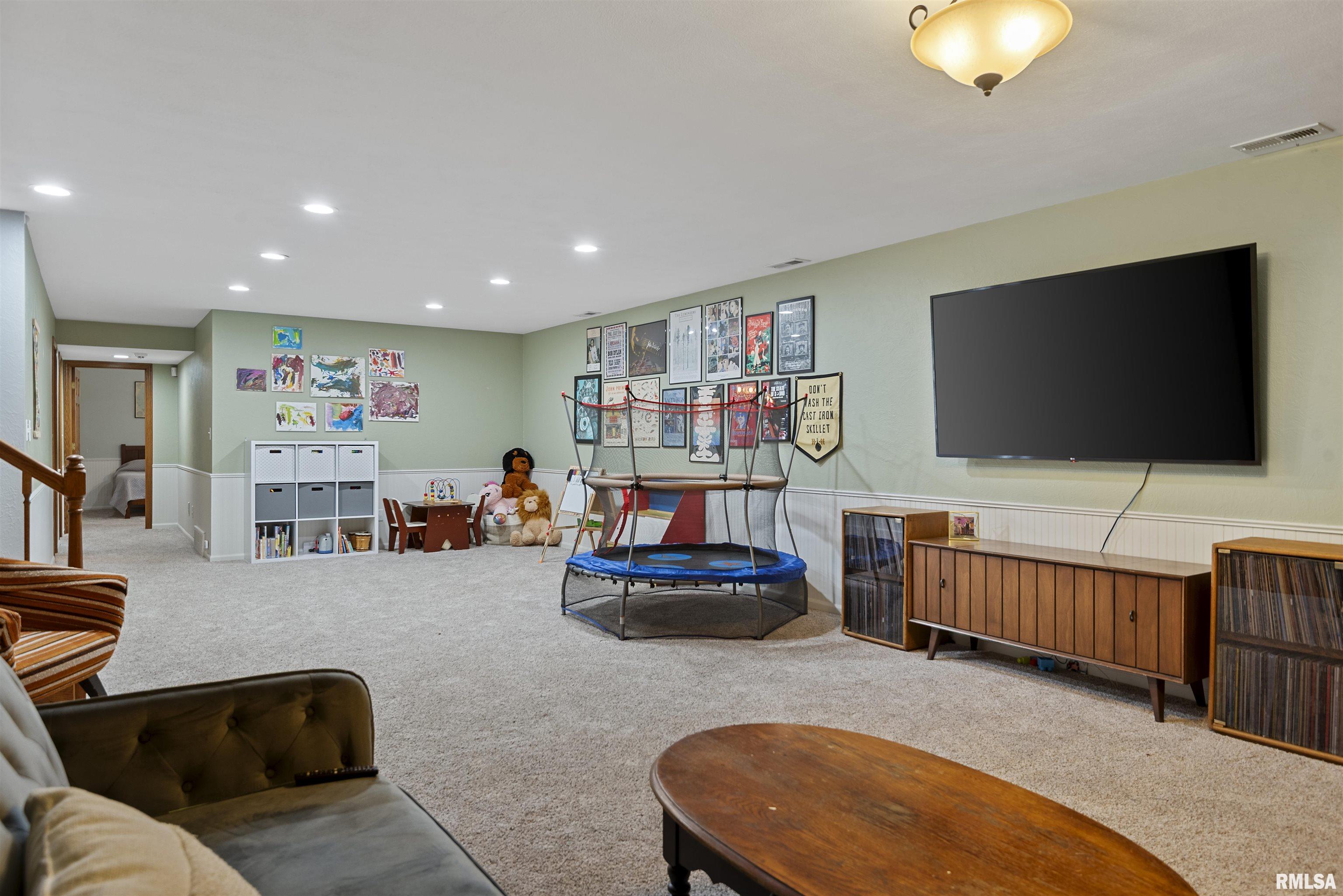 17269 Woodland Lakes Drive, Petersburg, Illinois image 41
