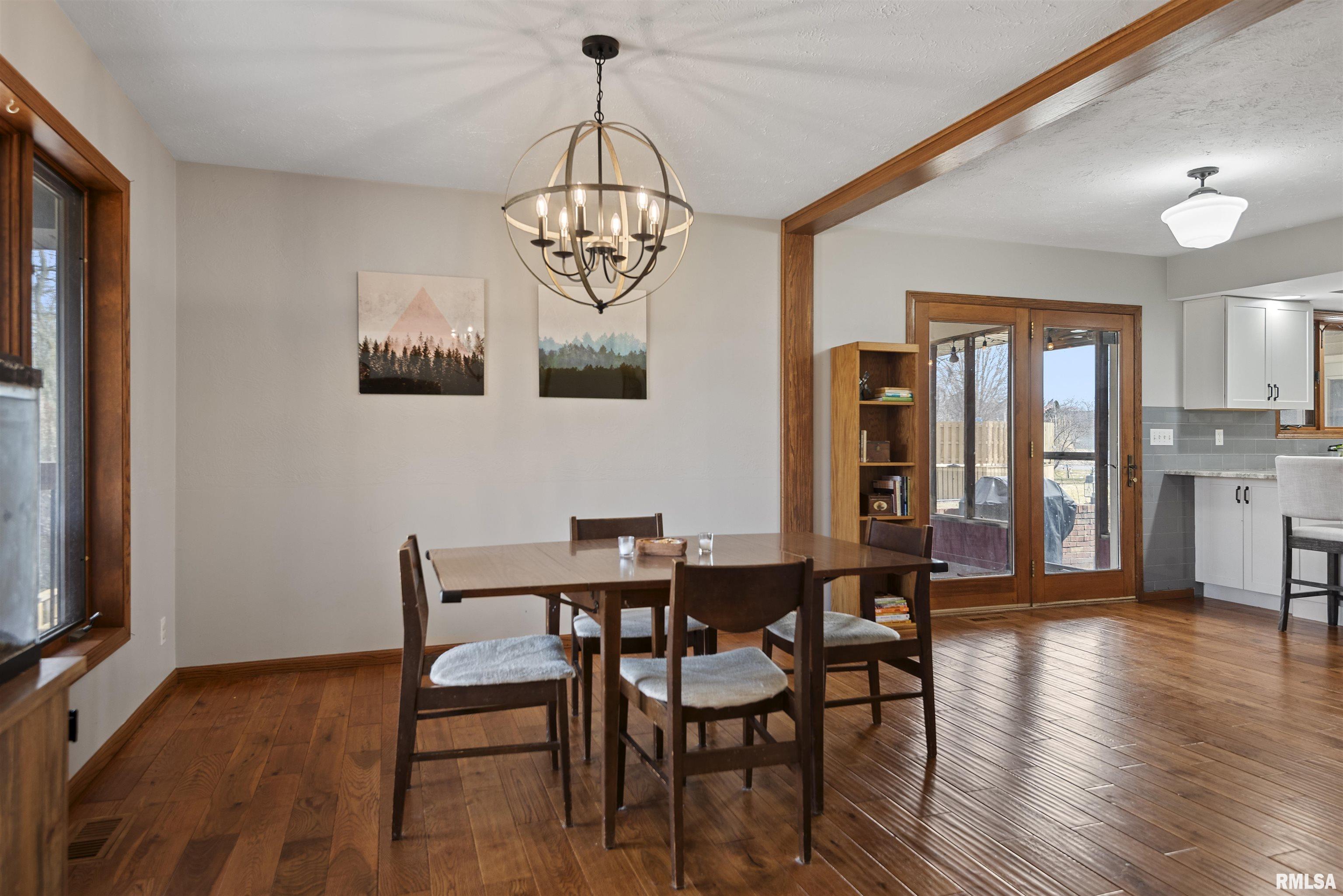 17269 Woodland Lakes Drive, Petersburg, Illinois image 12