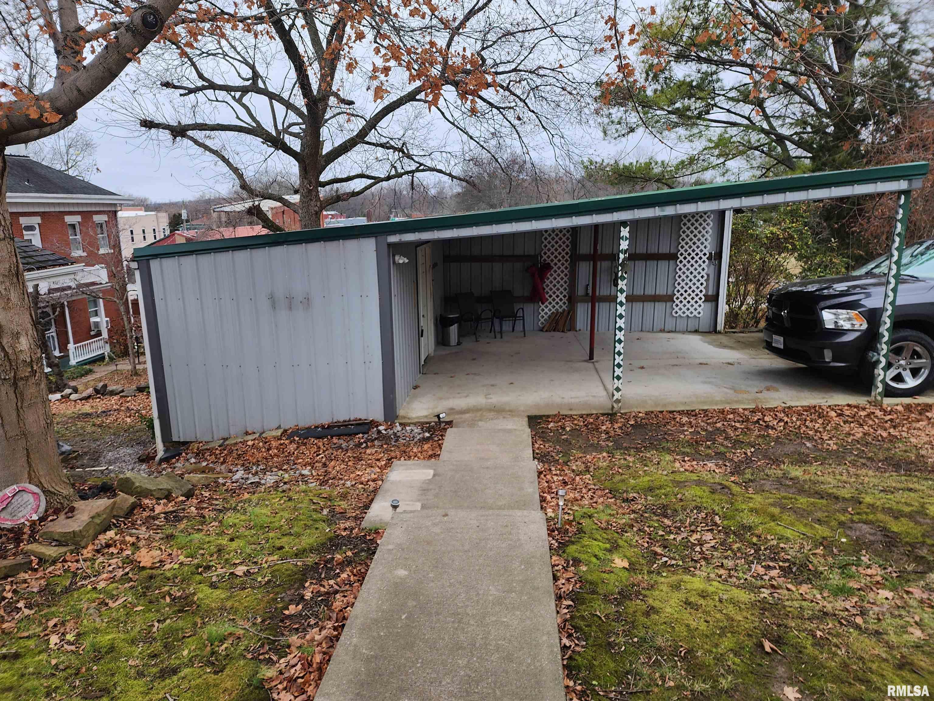 148 Pearl Street, Elizabethtown, Illinois image 13