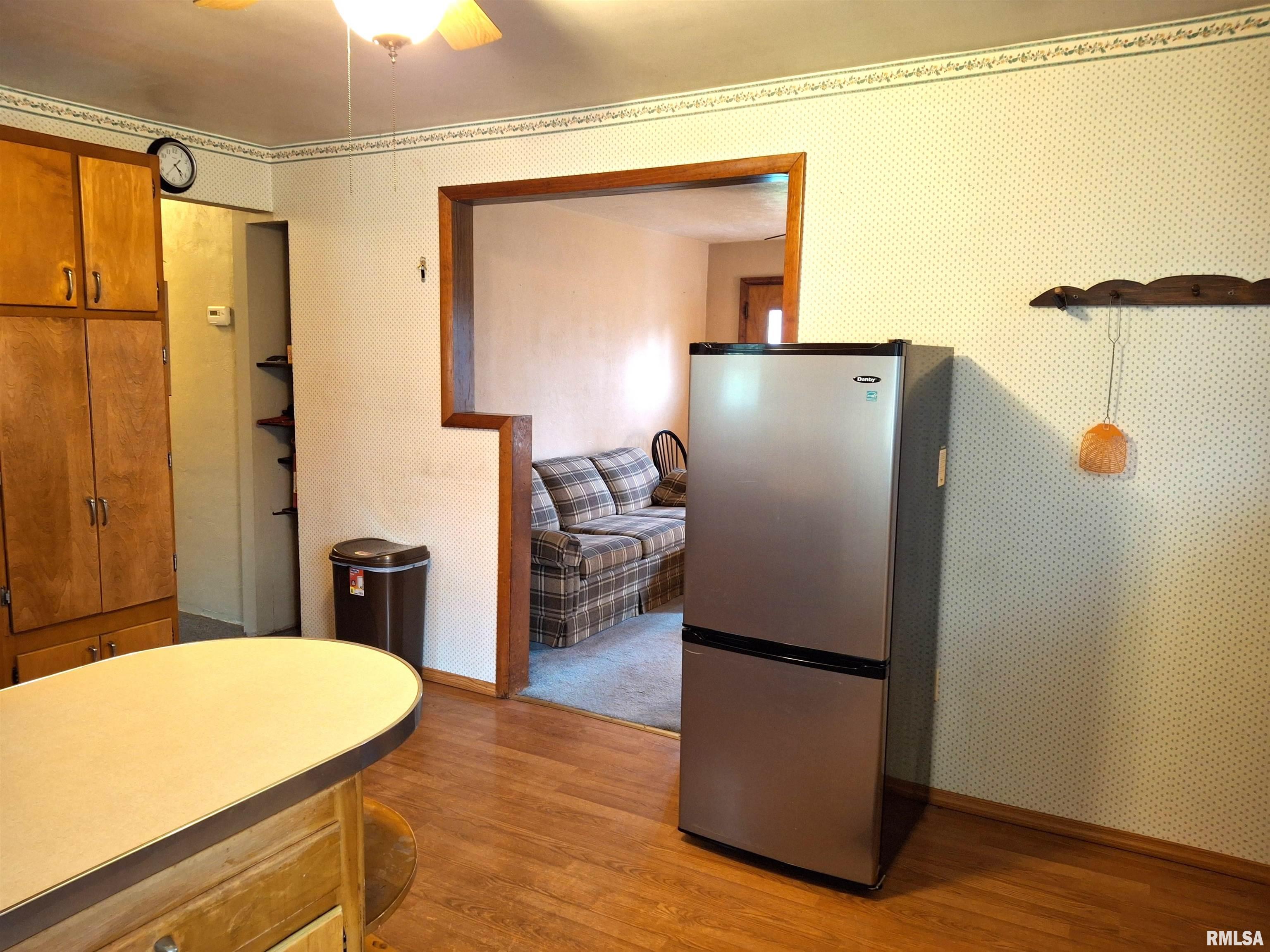 10 Willow Court, Canton, Illinois image 3