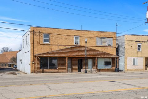 Homes For Sale - 109-111 S Main Street<br/> Creve Coeur, IL 61610