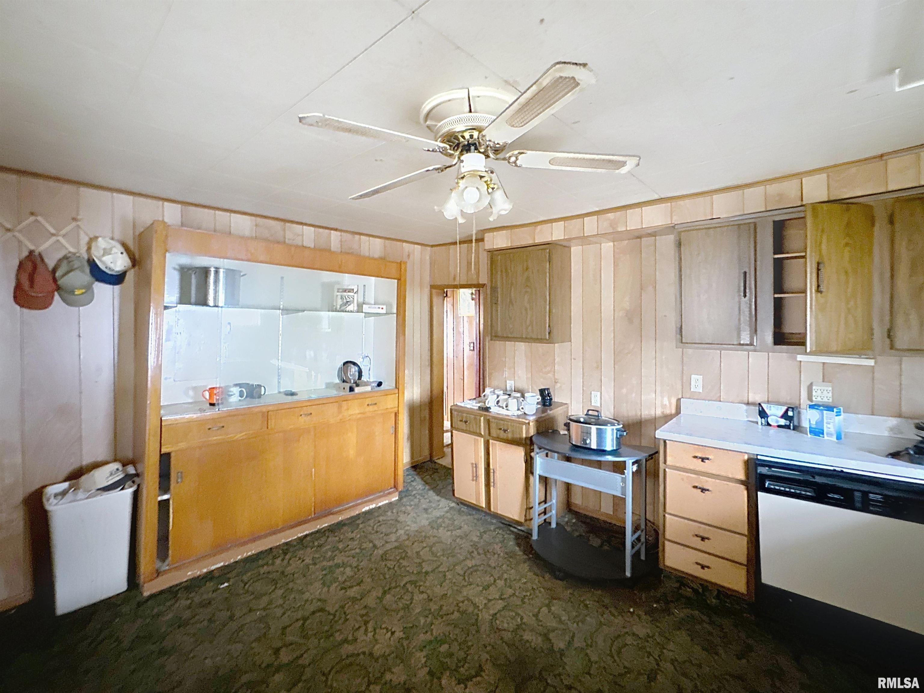 1223 13th Street, Silvis, Illinois image 8