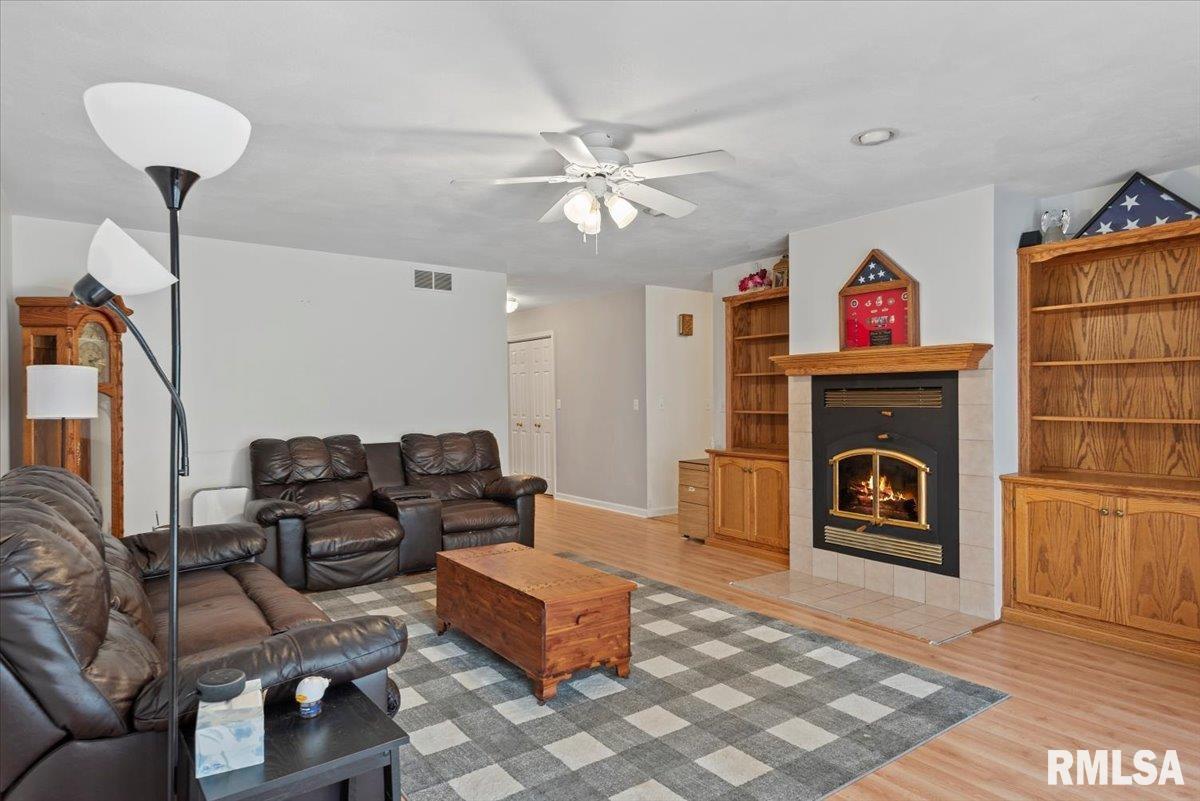 1619 Briarcreek Lane, Springfield, Illinois image 7