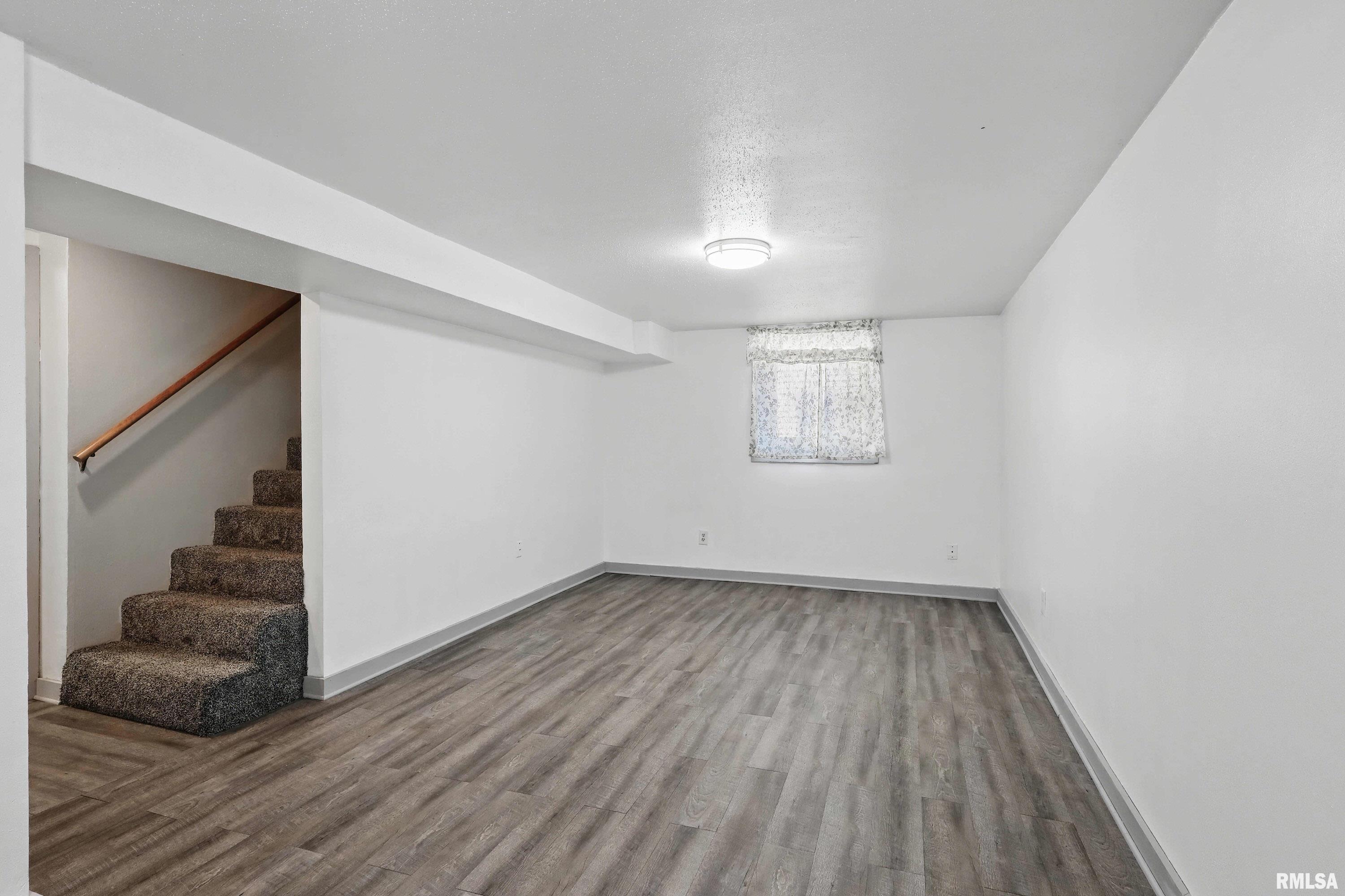 2634 N Gayman Avenue, Davenport, Iowa image 20