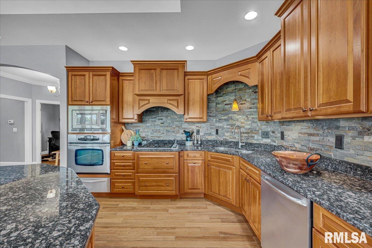 218 N Prairie Springs Drive, Chillicothe, Illinois image 13