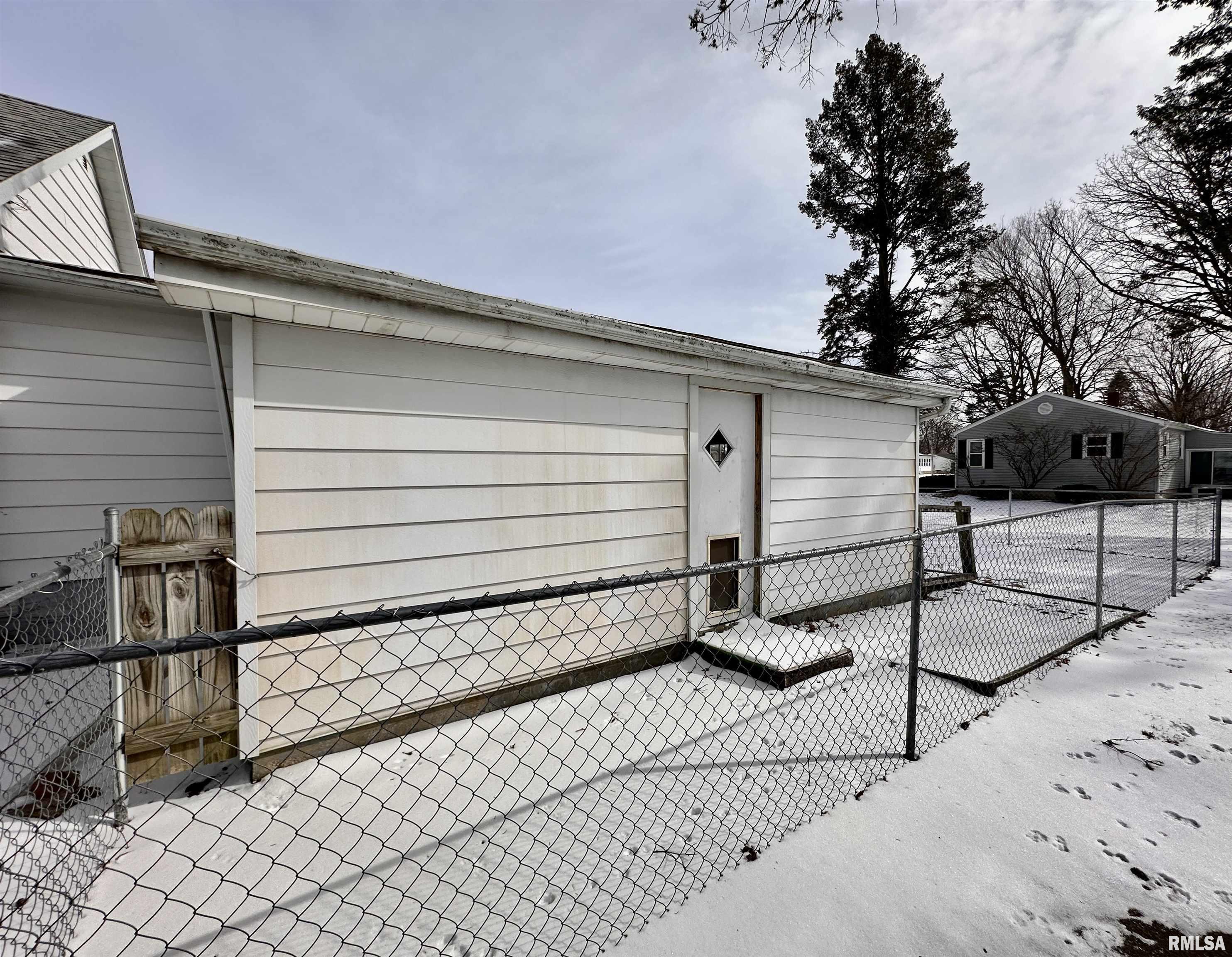 446 Lawrence Avenue, Galesburg, Illinois image 37