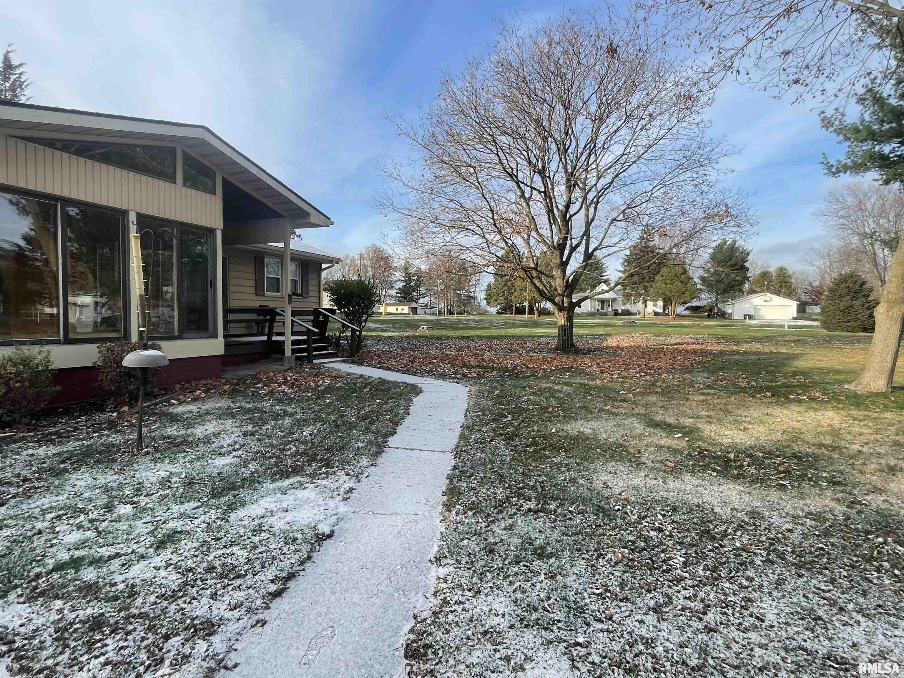 420 N 7th Street, Neponset, Illinois image 6