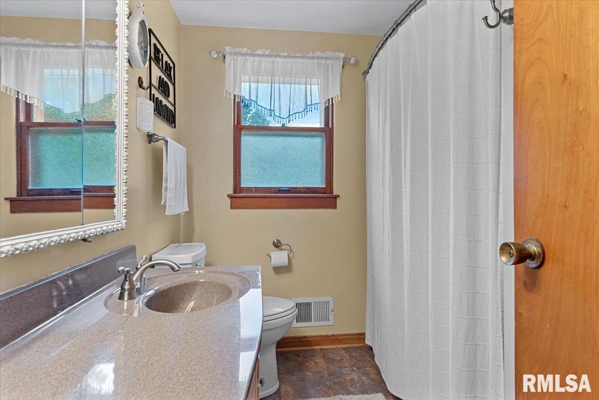 2054 Cambridge Road, Springfield, Illinois image 14