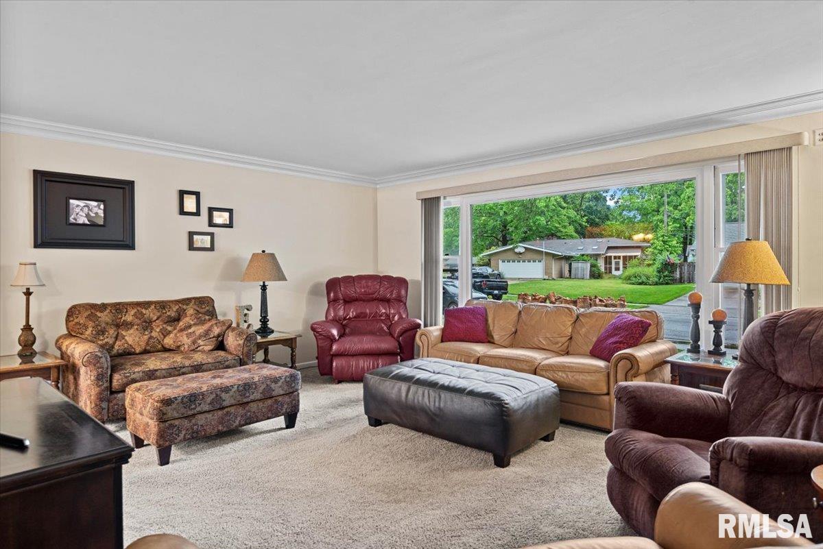 2054 Cambridge Road, Springfield, Illinois image 8