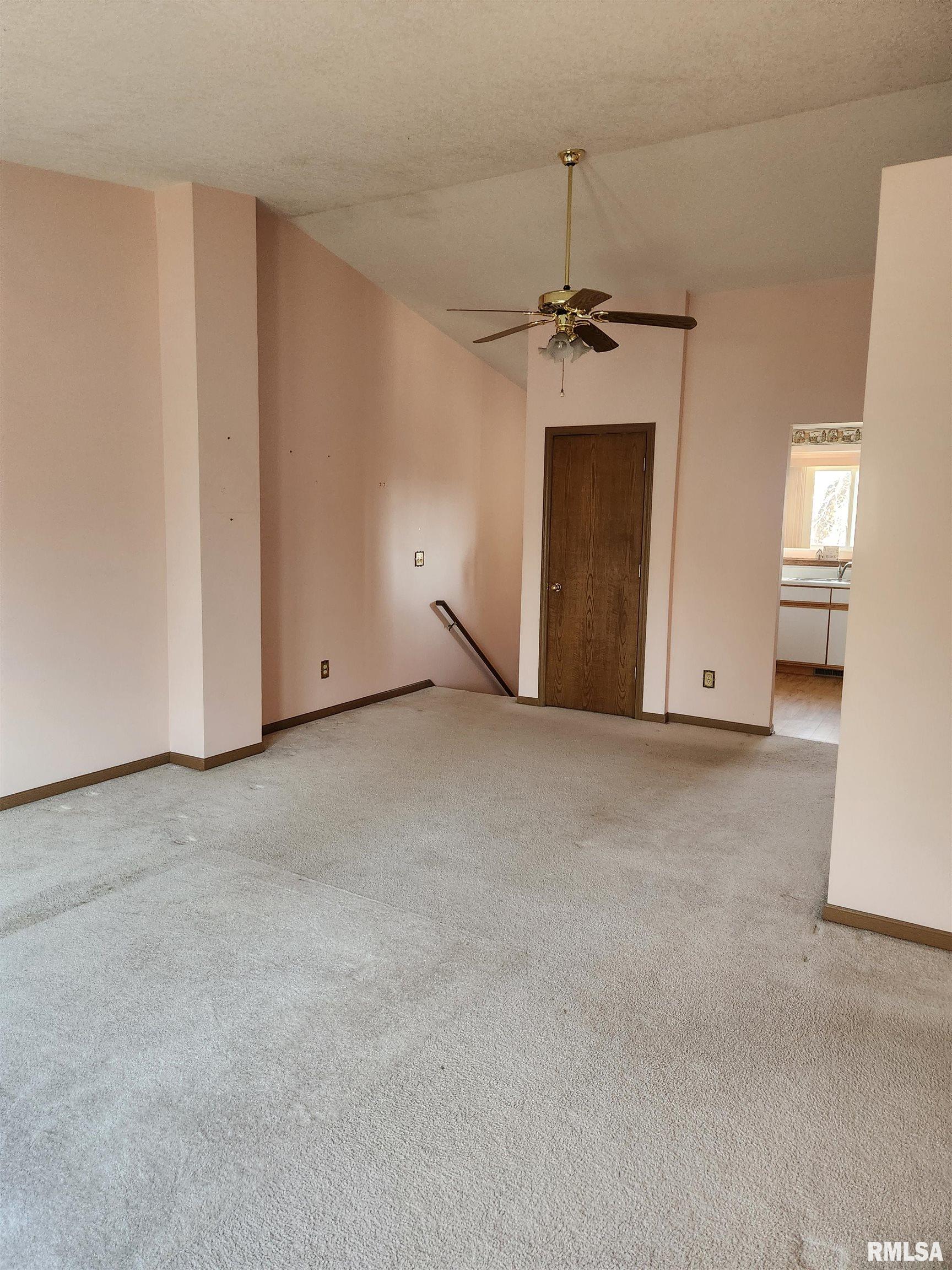 705 11th Avenue B Court #3, Silvis, Illinois image 6