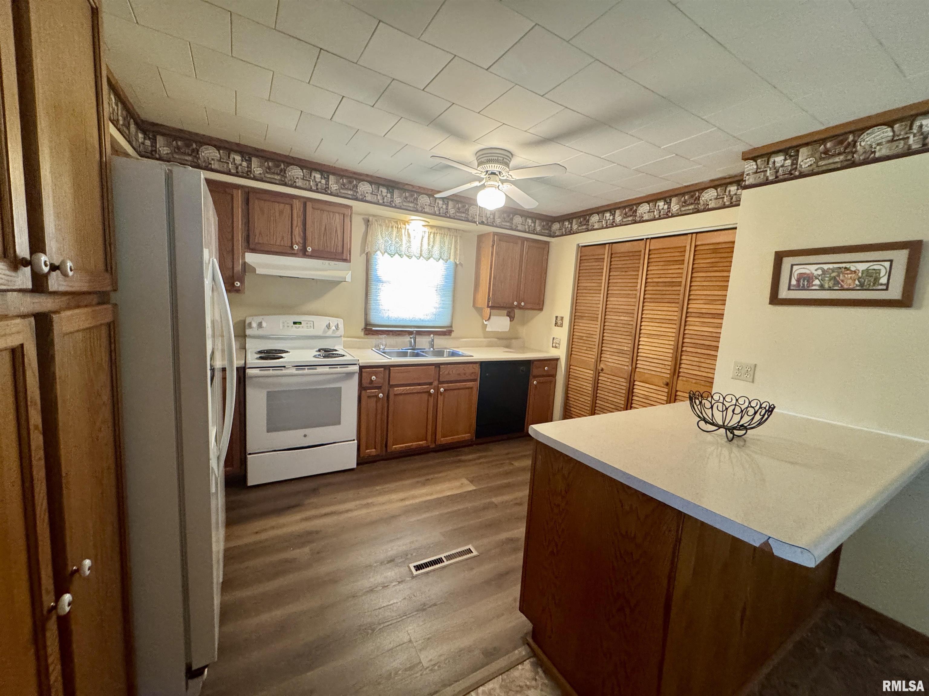 113 S 21st Street, Herrin, Illinois image 7