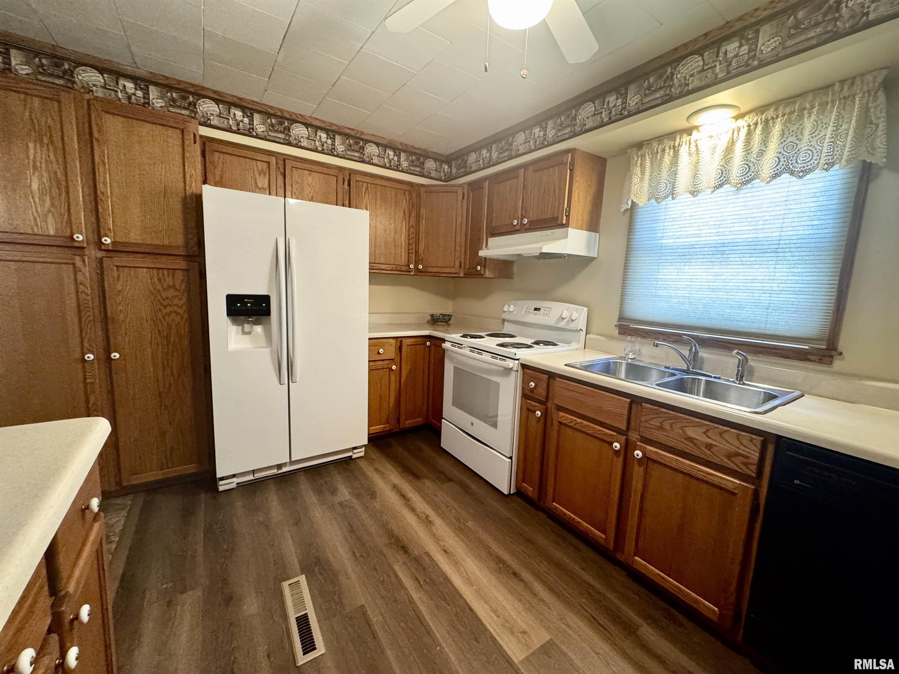 113 S 21st Street, Herrin, Illinois image 9