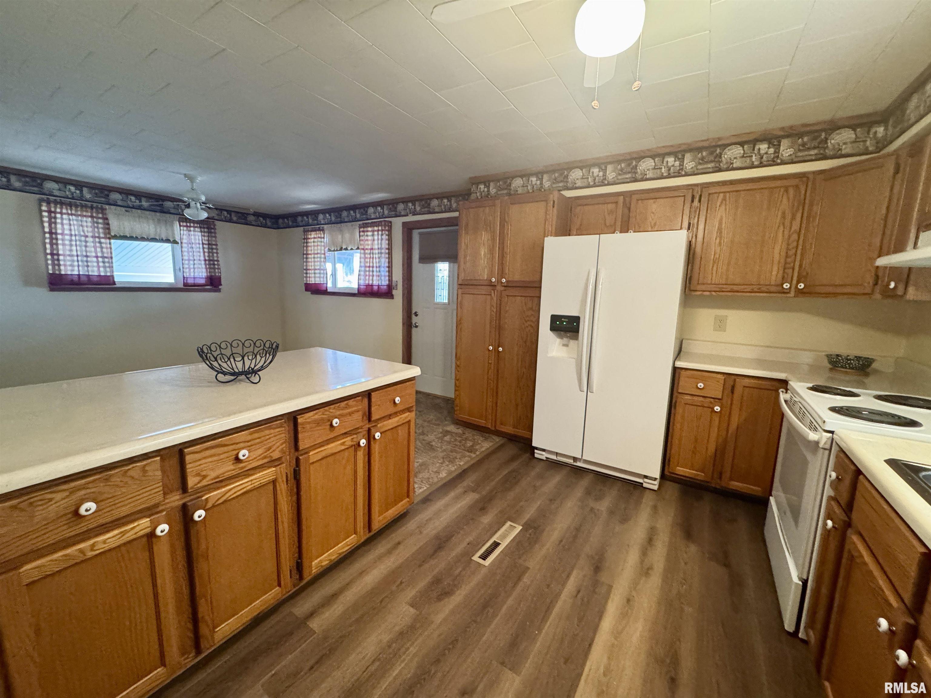 113 S 21st Street, Herrin, Illinois image 10