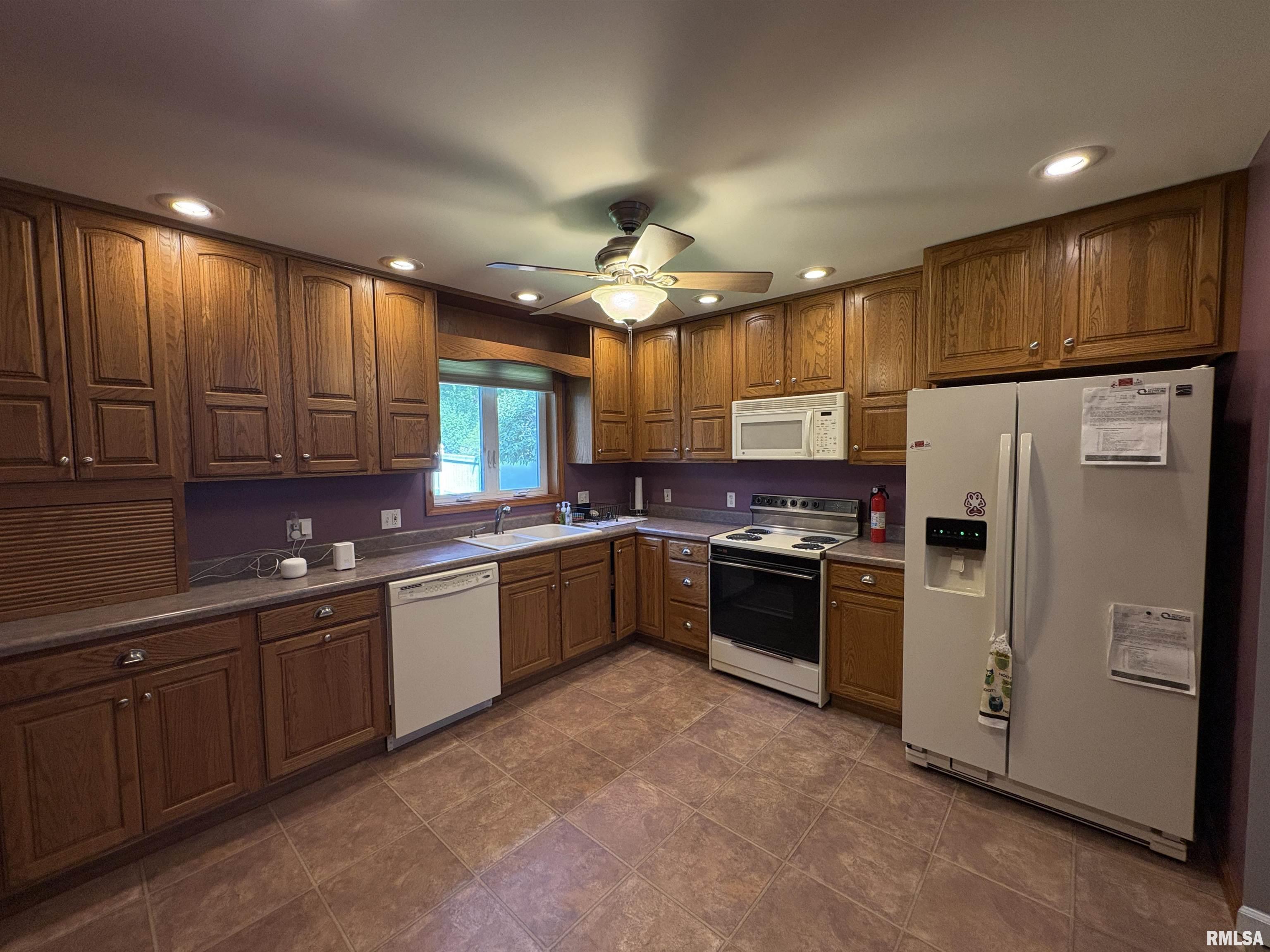 518 N Almond Street, Carbondale, Illinois image 11