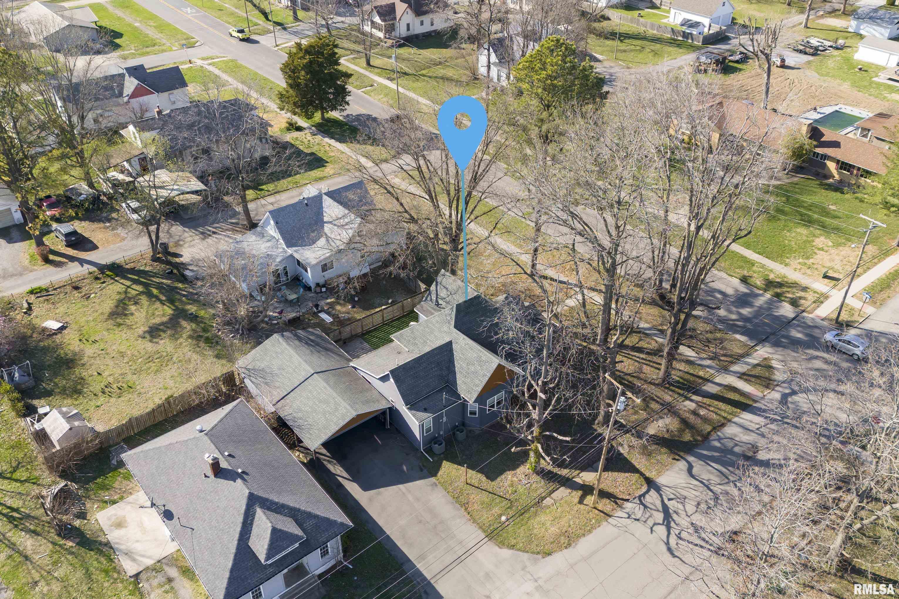 303 W Boulevard Street, Marion, Illinois image 6