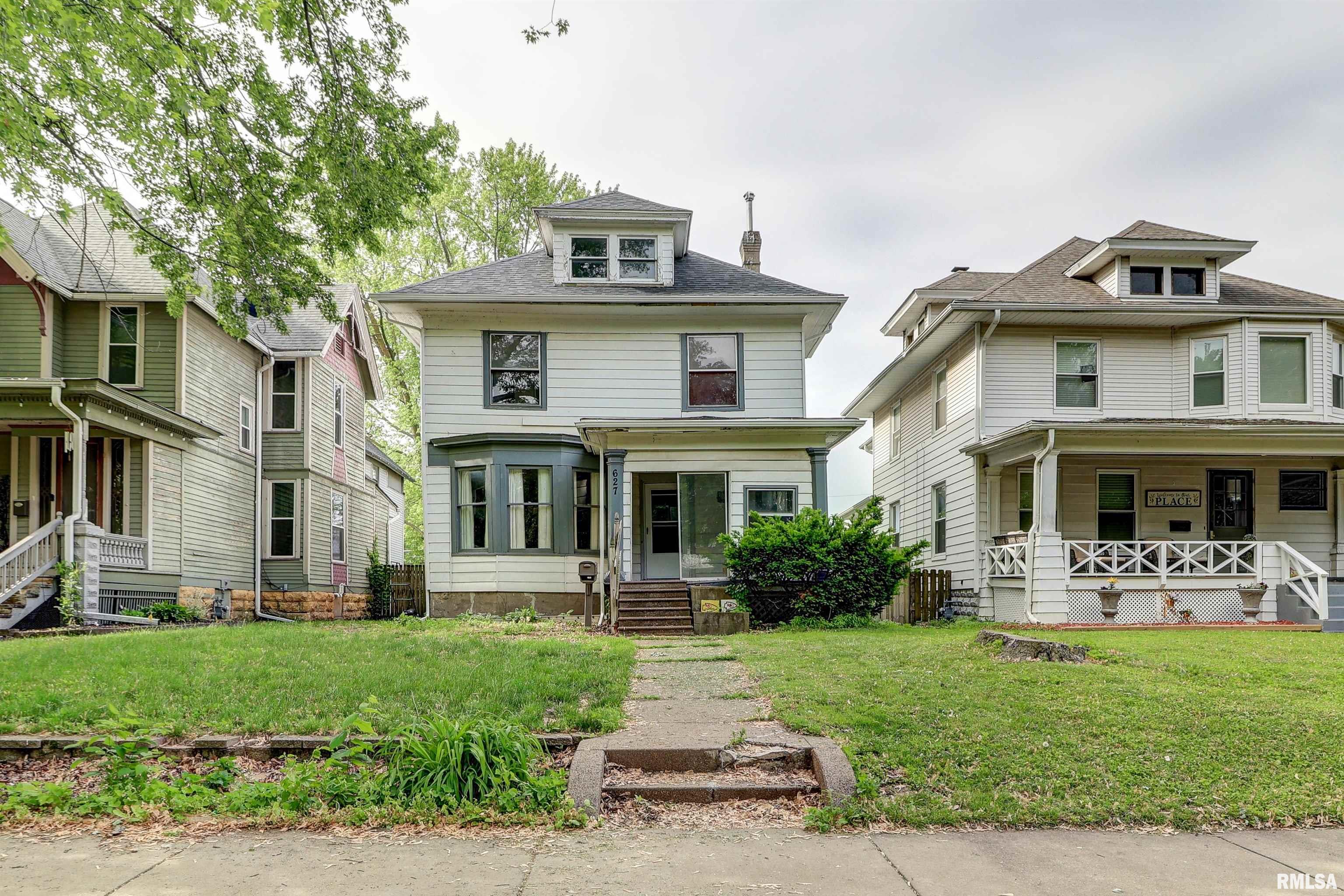 627 5th Avenue South, Clinton, Iowa image 1